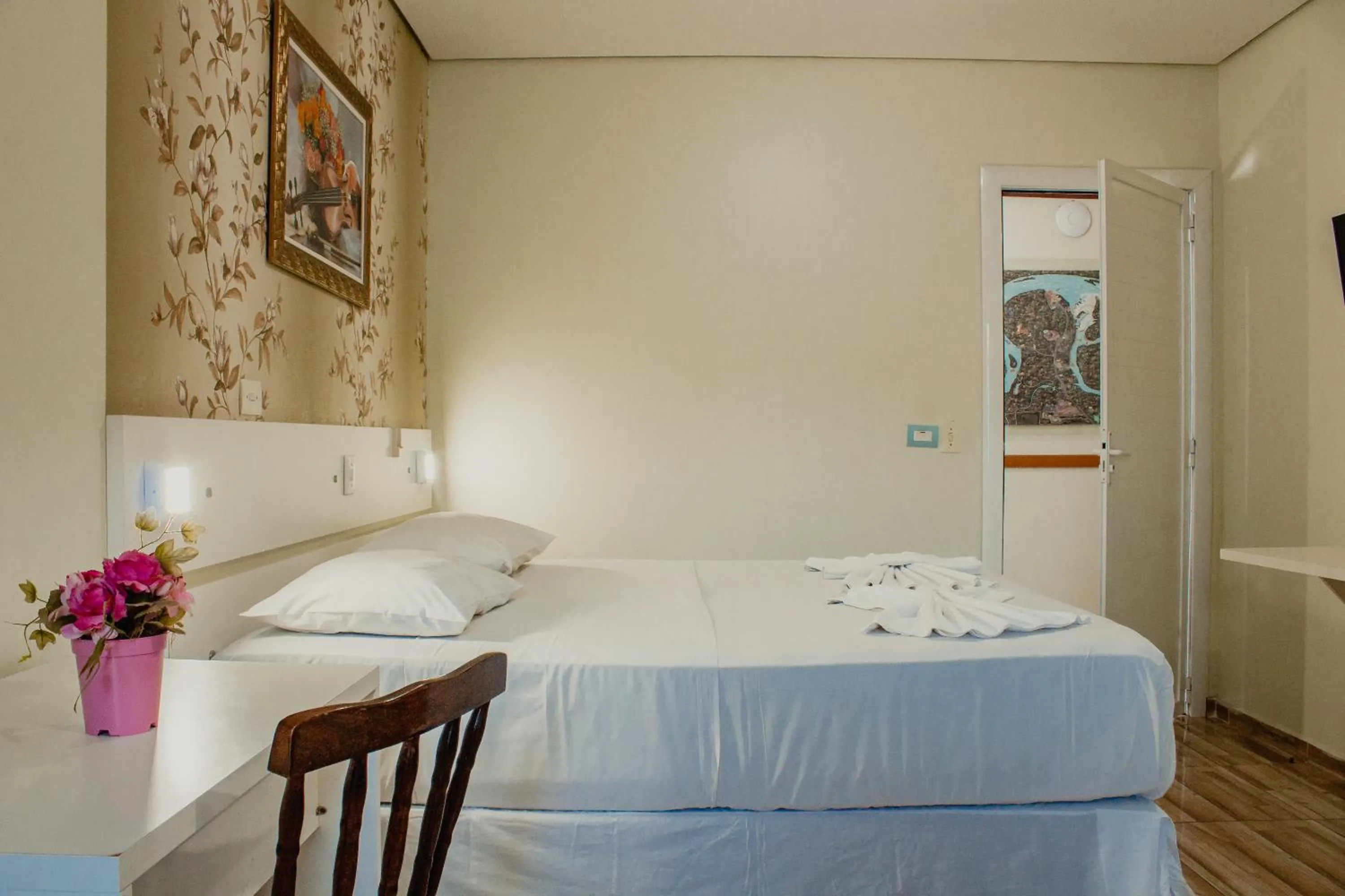 Decorative detail, Bed in Pousada Iguassu Charm Suites