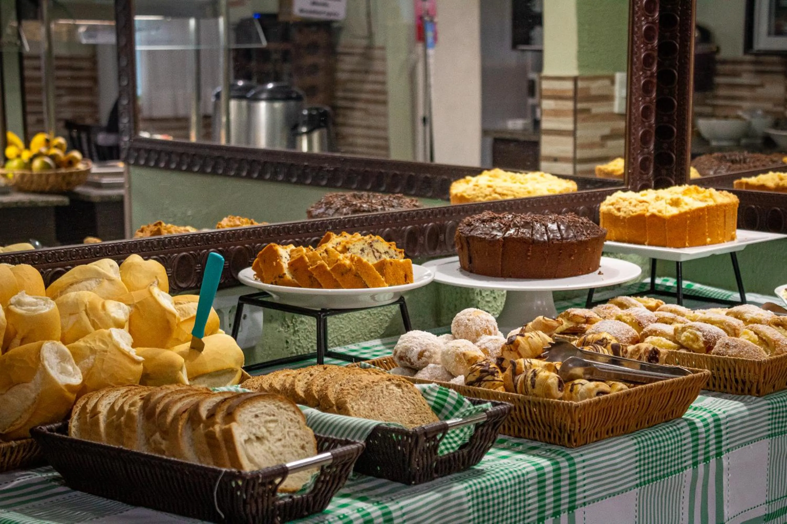 Breakfast in Pousada Iguassu Charm Suites