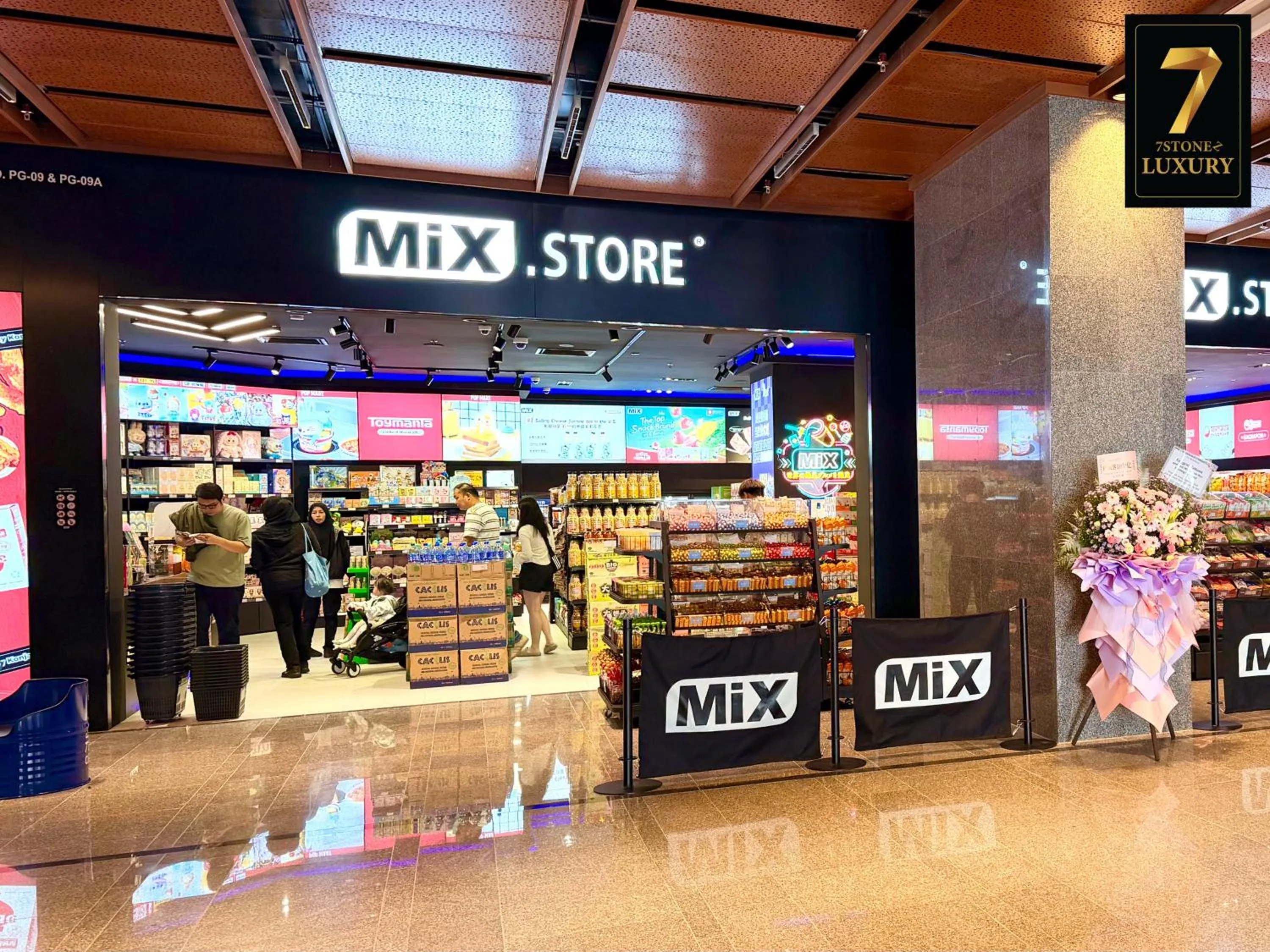 On-site shops in 7Stonez Luxury ANTARA RESIDENCE Genting Highlands