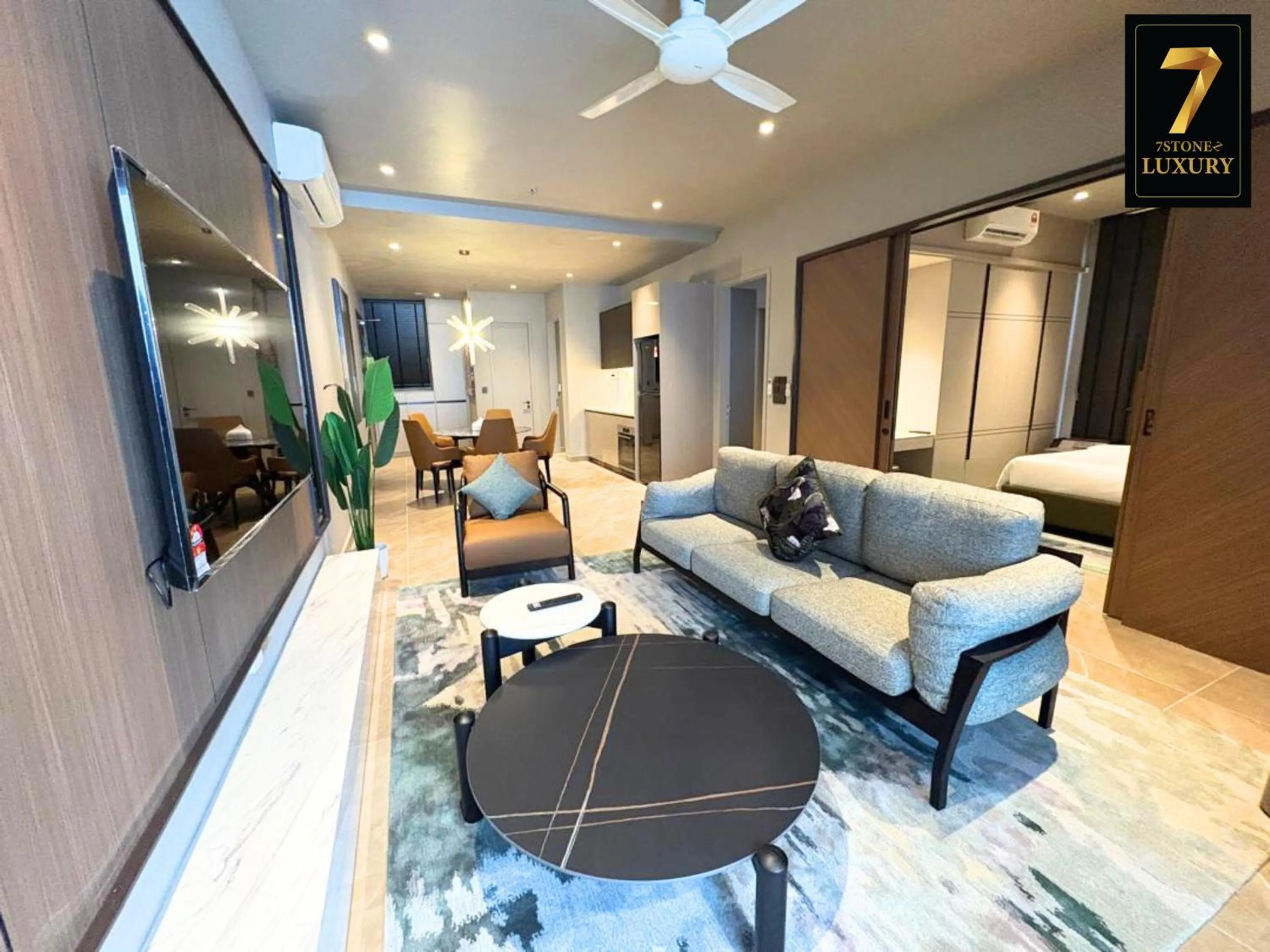 Communal lounge/ TV room in 7Stonez Luxury ANTARA RESIDENCE Genting Highlands