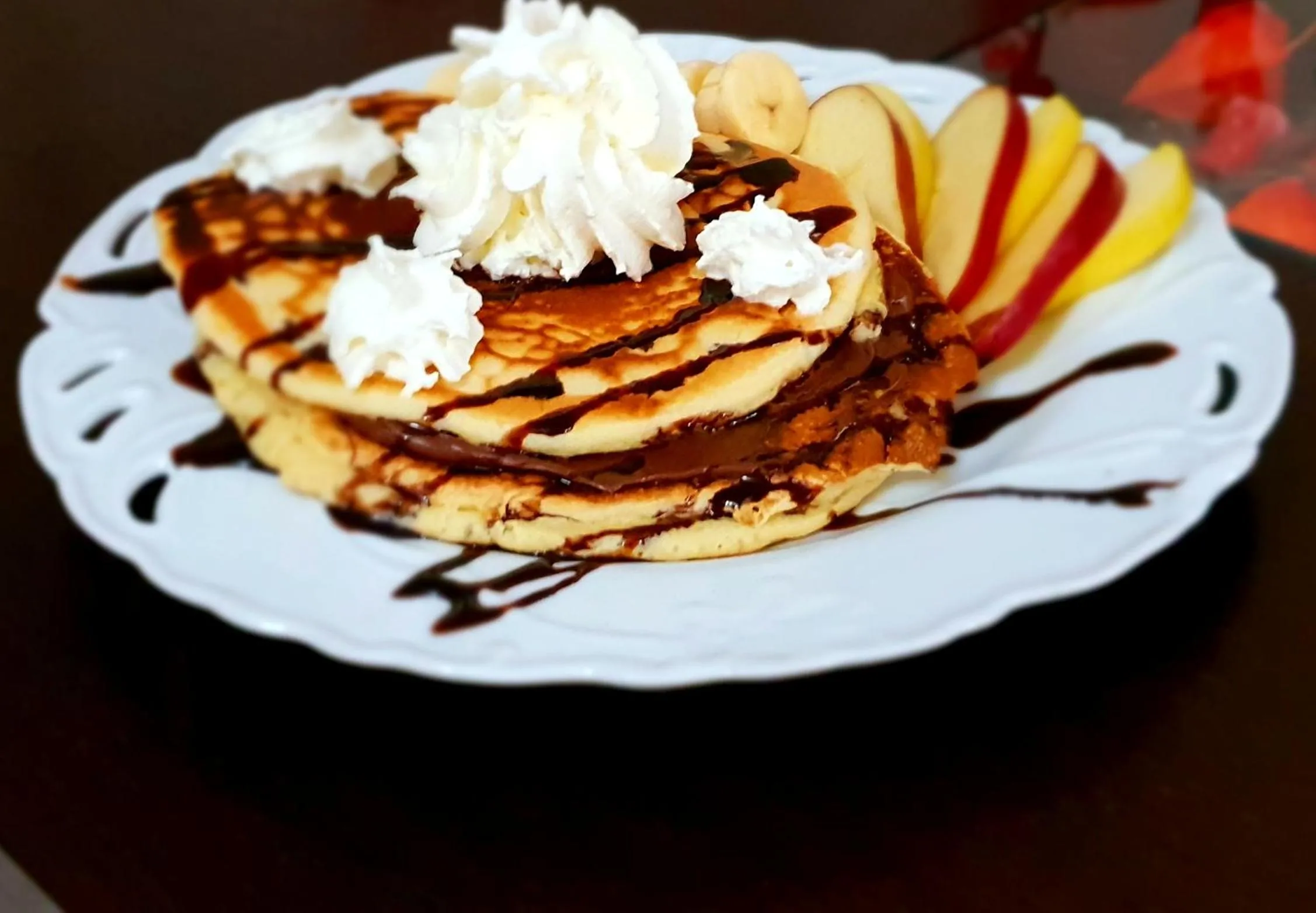 Breakfast in Vicky's Garden