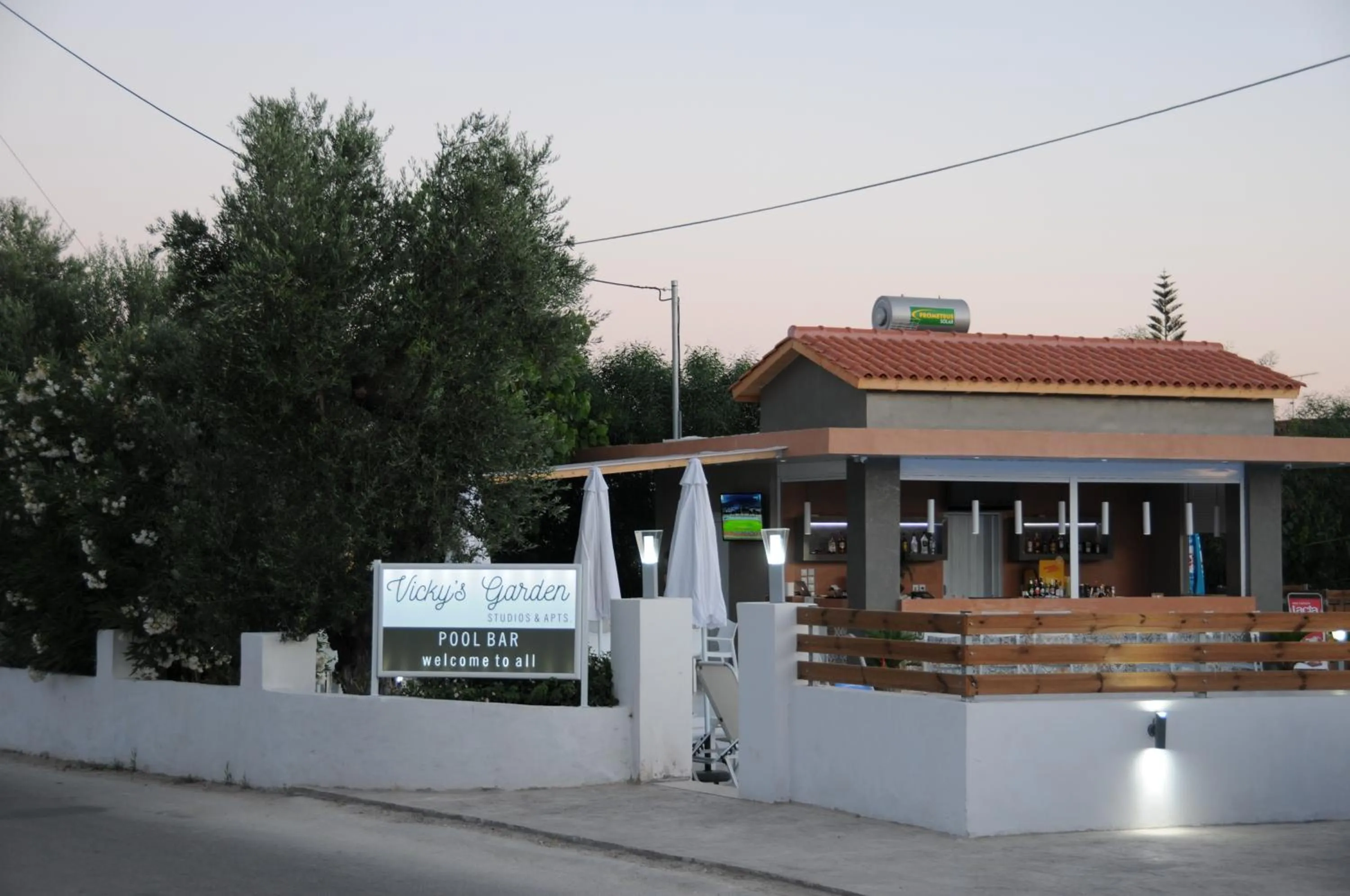 Facade/entrance in Vicky's Garden