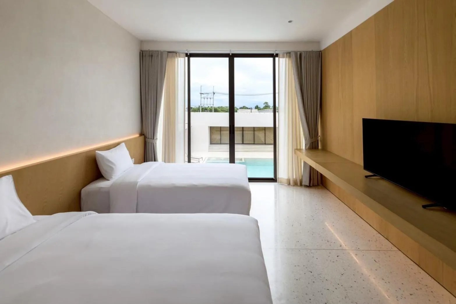 Bed in Odina Hotel