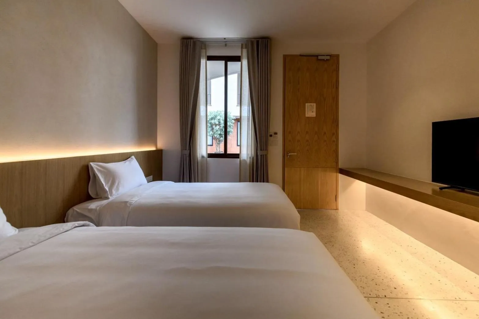 Bedroom, Bed in Odina Hotel