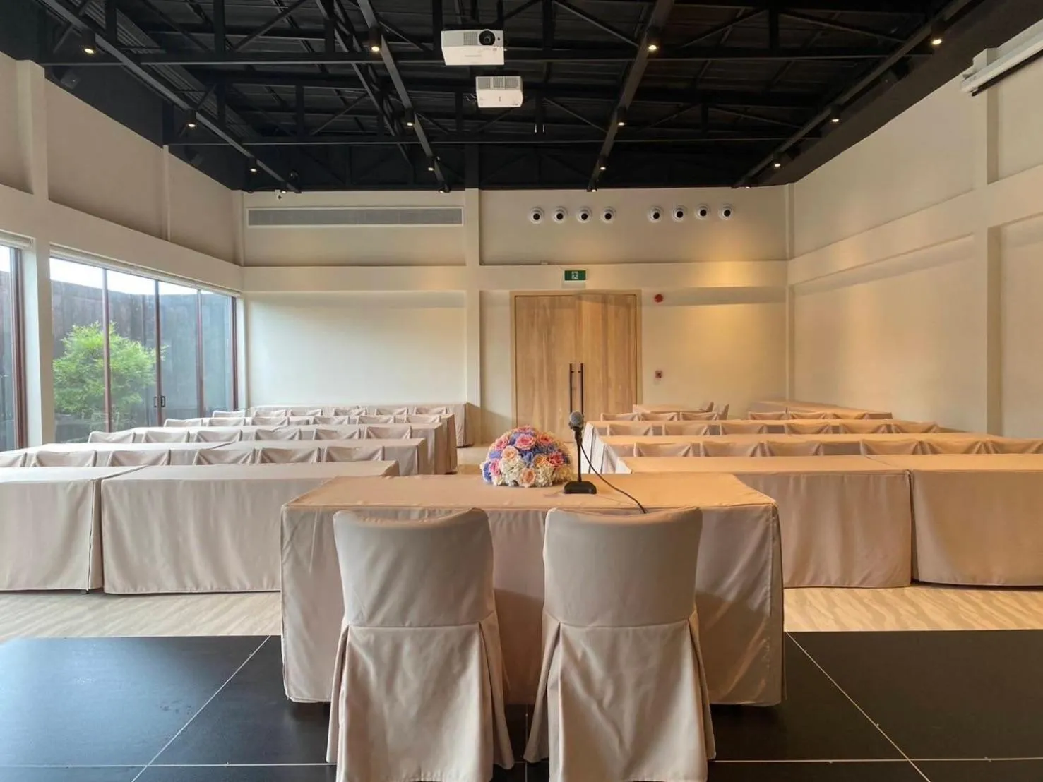 Meeting/conference room in Odina Hotel
