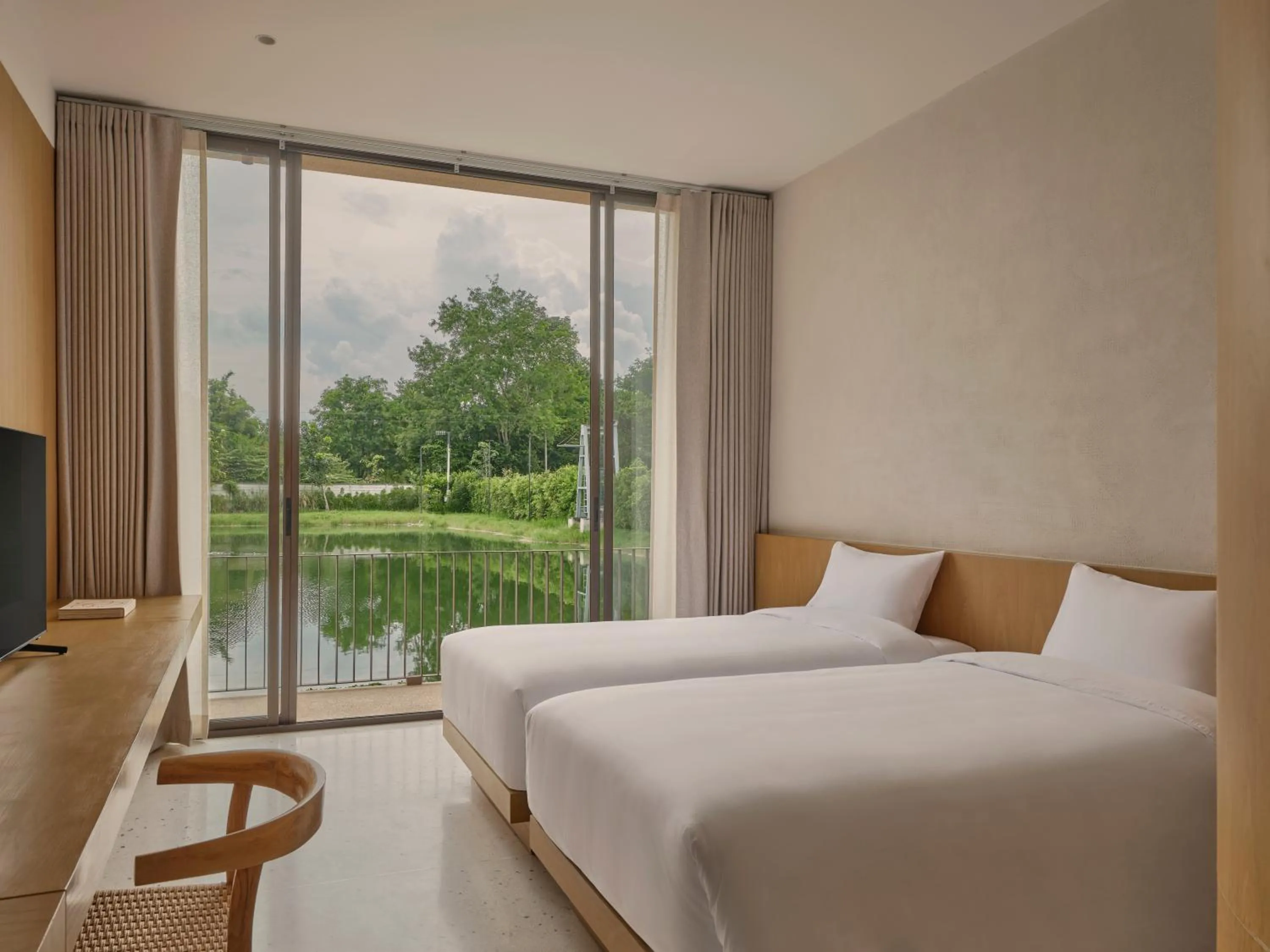 Bedroom, Bed in Odina Hotel