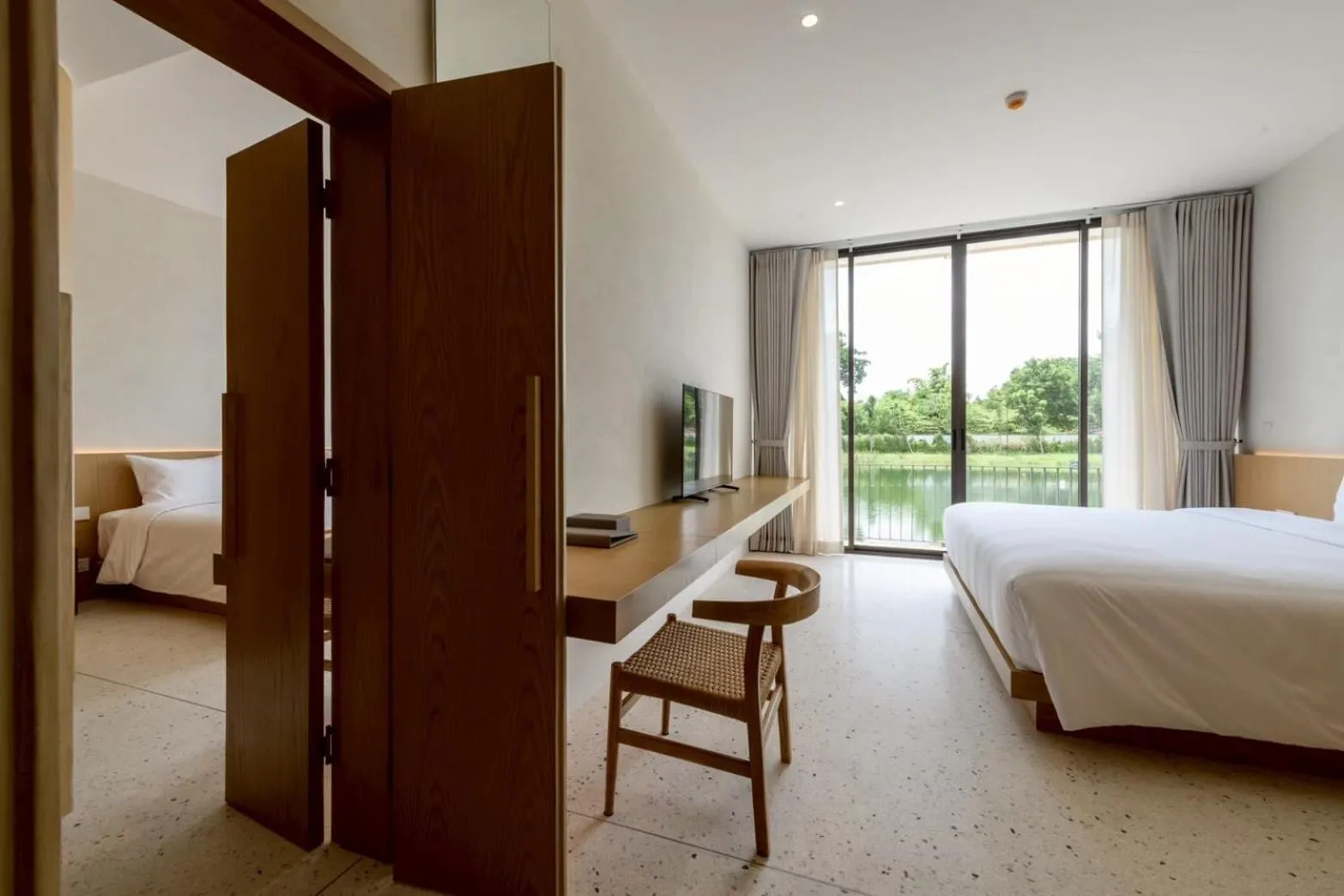 Bedroom, Bed in Odina Hotel