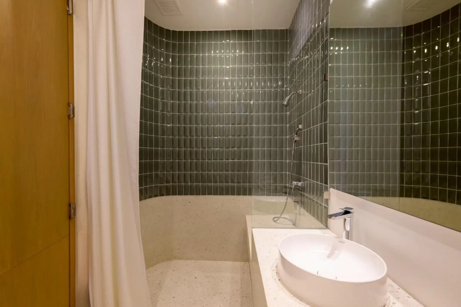 Bathroom in Odina Hotel