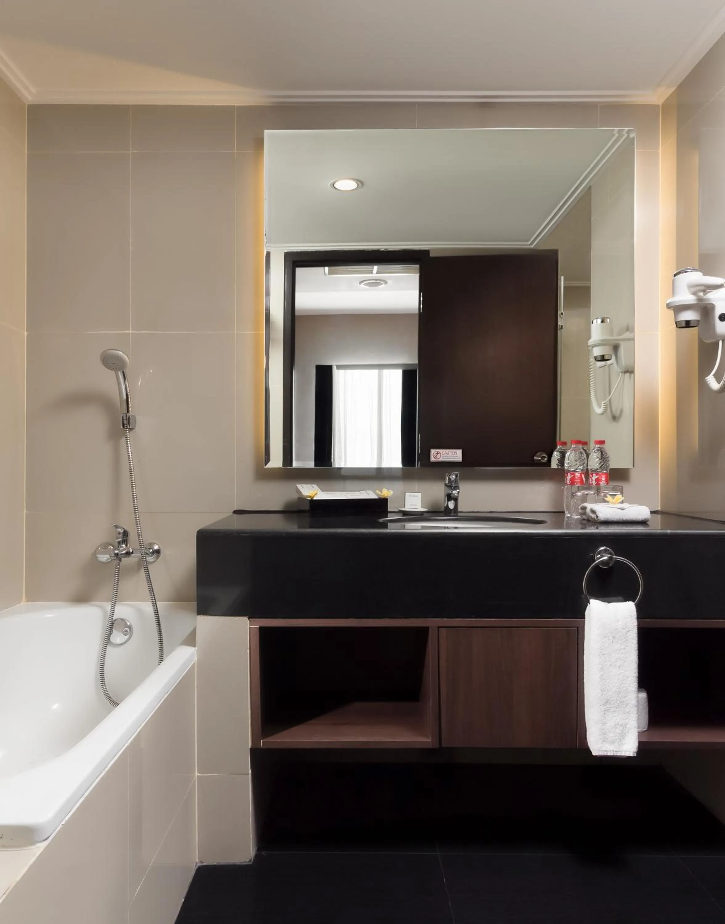 Bathroom in Best Western Papilio Hotel