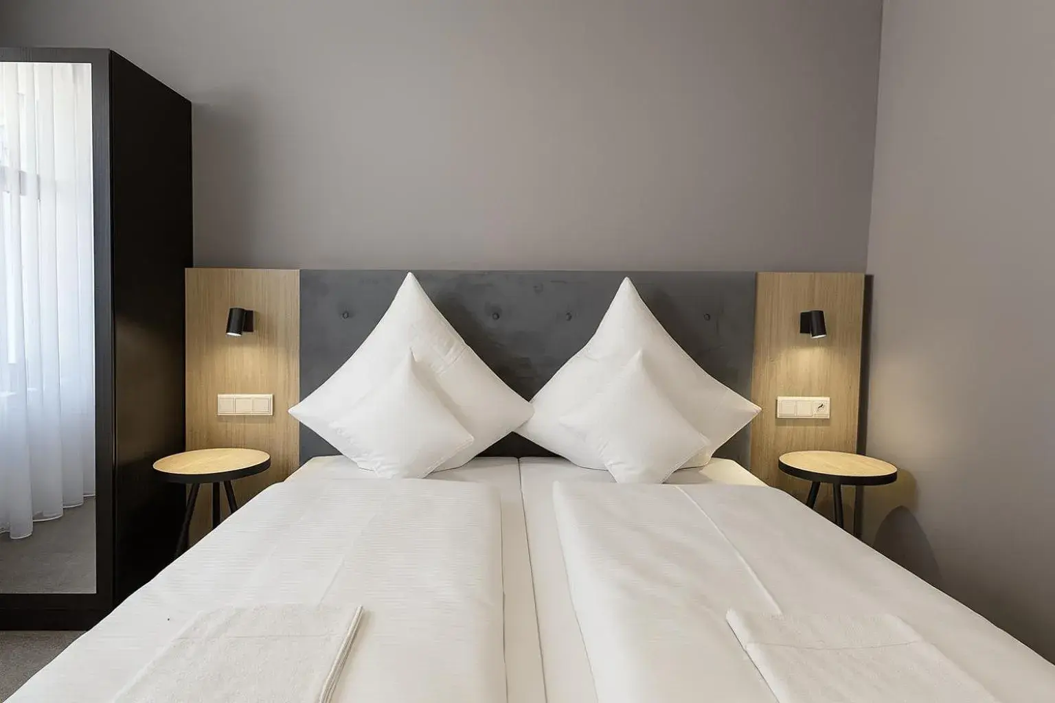 HI Grand City Hotel HI Grand City Hotel