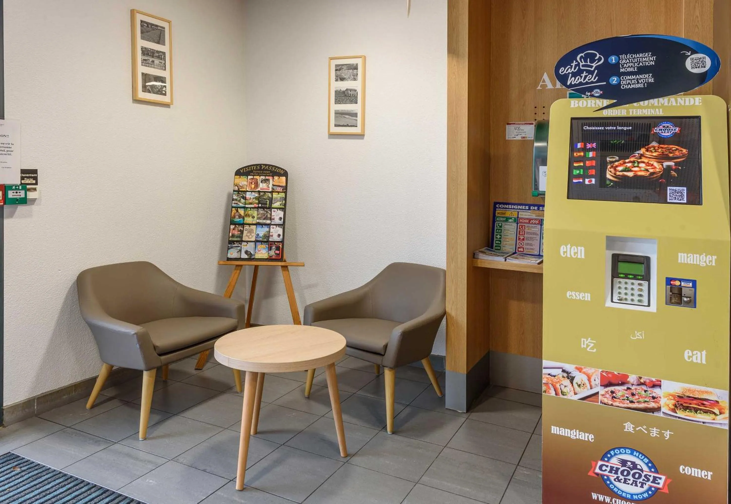 Lobby or reception in B&B HOTEL Toulouse Purpan Zénith