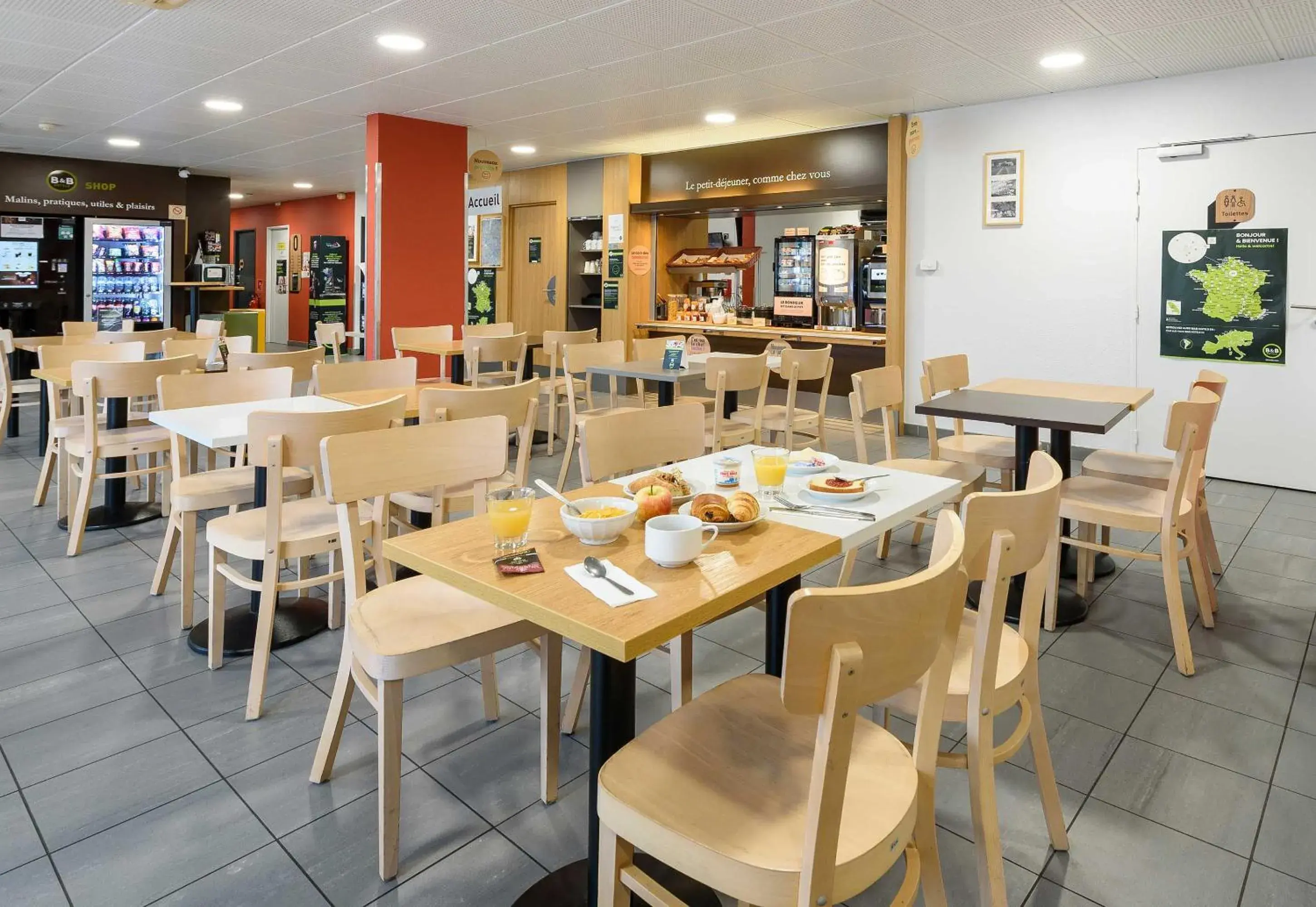 Restaurant/places to eat in B&B HOTEL Toulouse Purpan Zénith Restaurant/places to eat in B&B HOTEL Toulouse Purpan Zénith