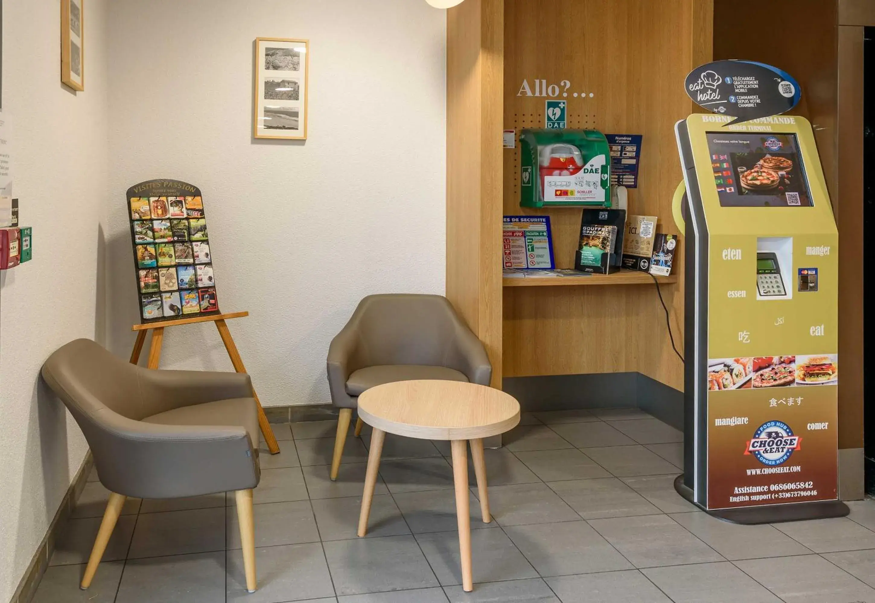 Lobby or reception in B&B HOTEL Toulouse Purpan Zénith Lobby or reception in B&B HOTEL Toulouse Purpan Zénith