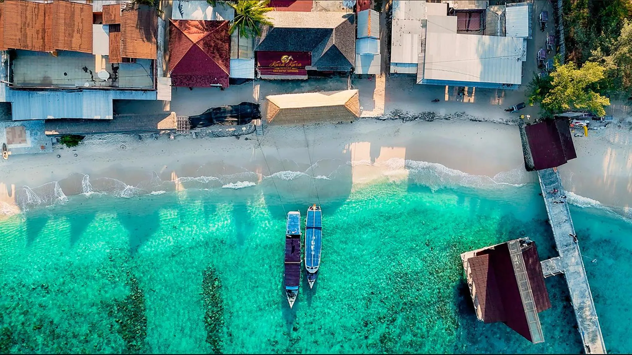 Restaurant/places to eat in Kura Kura Resort Gili Meno