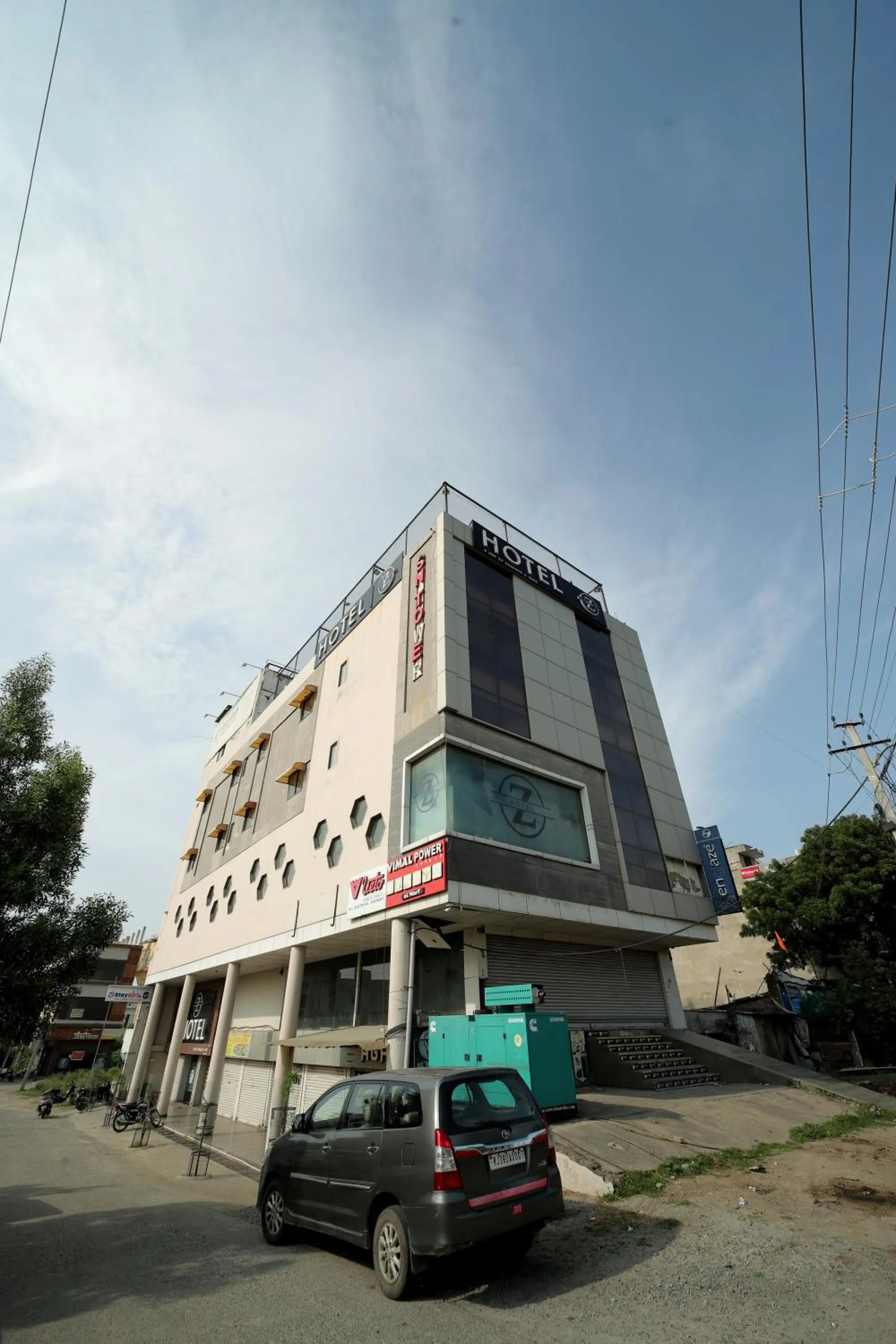 Property building in Staykart Z