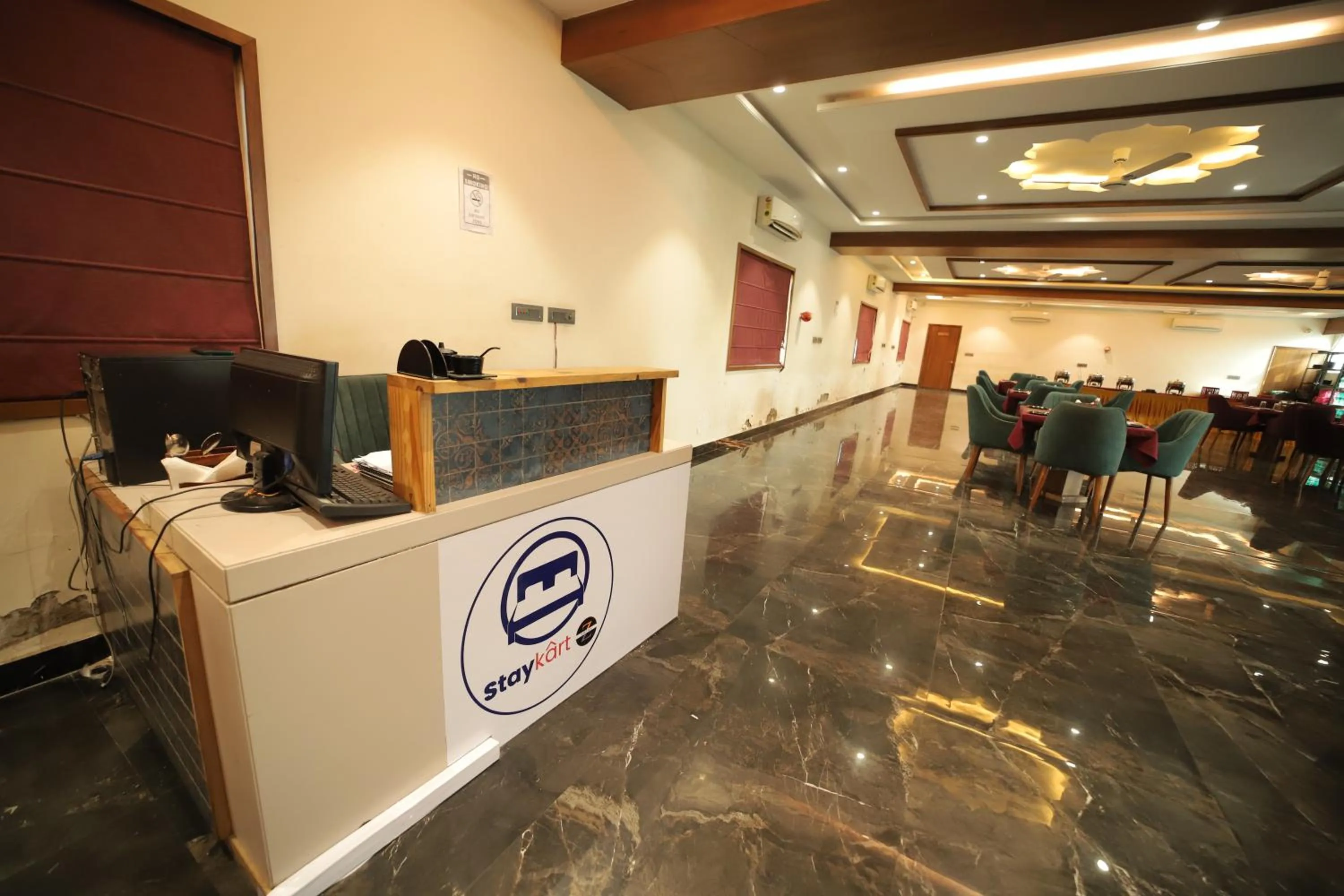 Restaurant/places to eat in Staykart Z