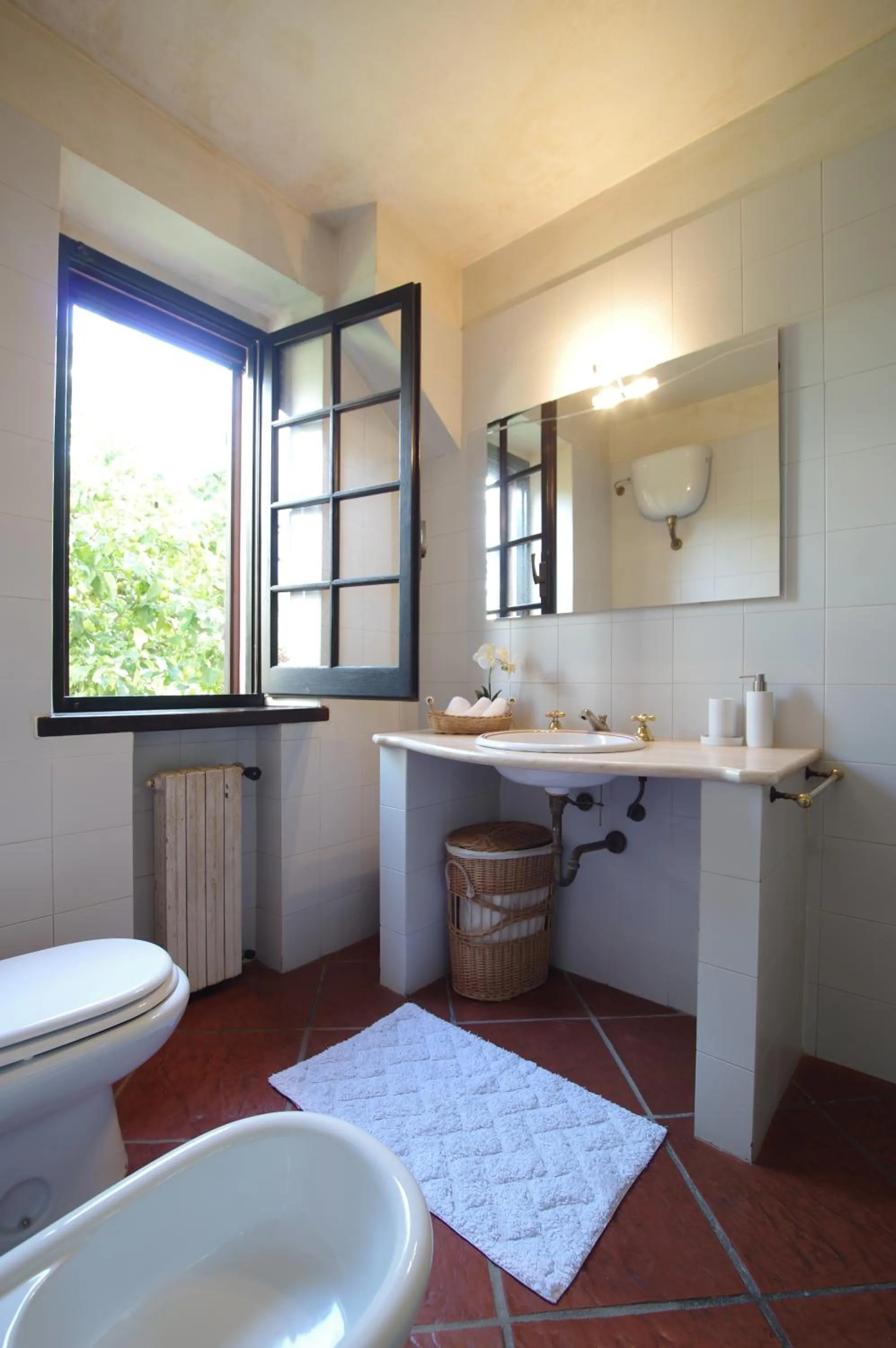Bathroom in A Casa Di Angela B&B