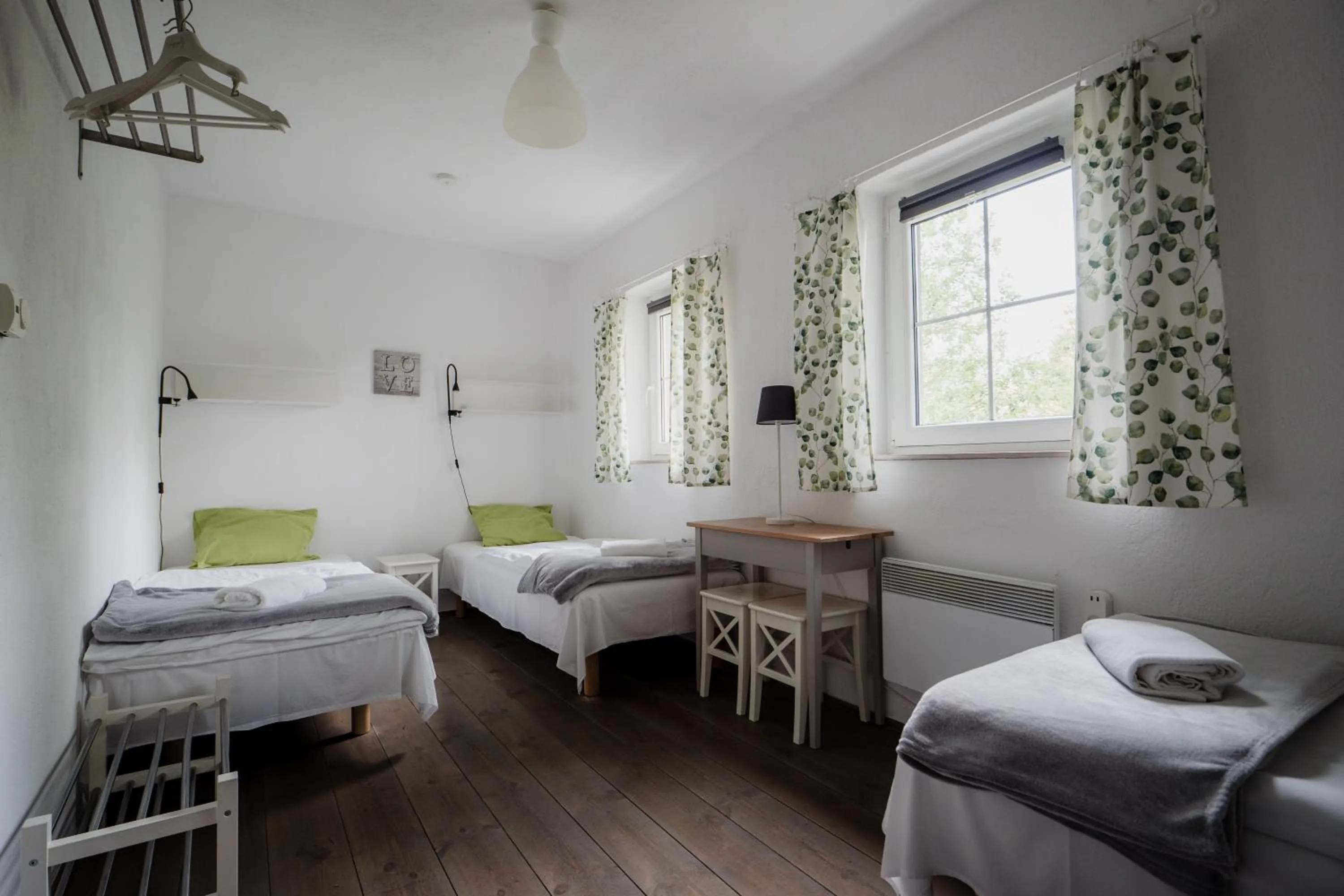 Photo of the whole room, Bed in Zielone Wzgórze