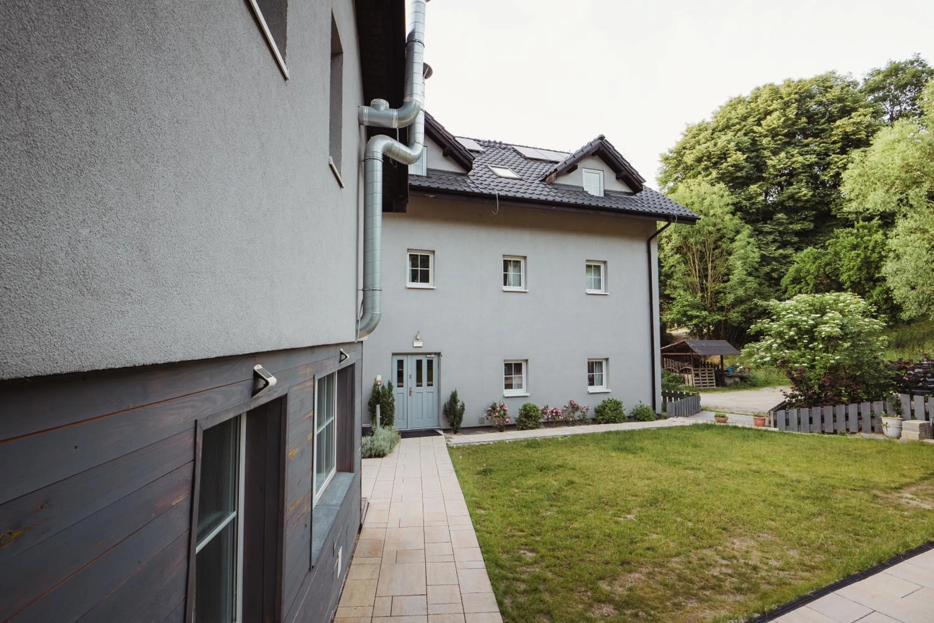 Property building in Zielone Wzgórze