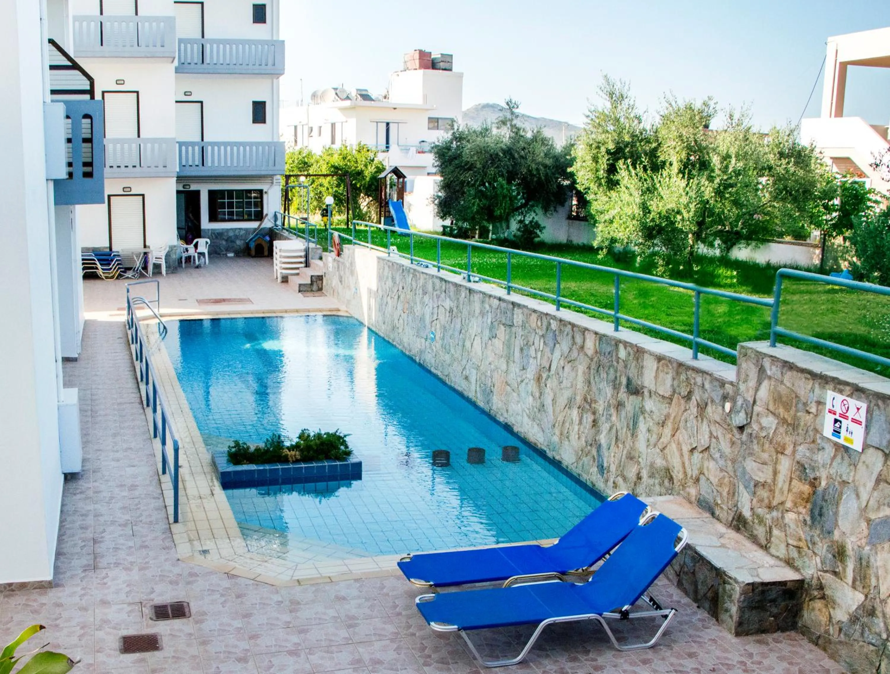 Swimming pool in Popi Hotel Apartments