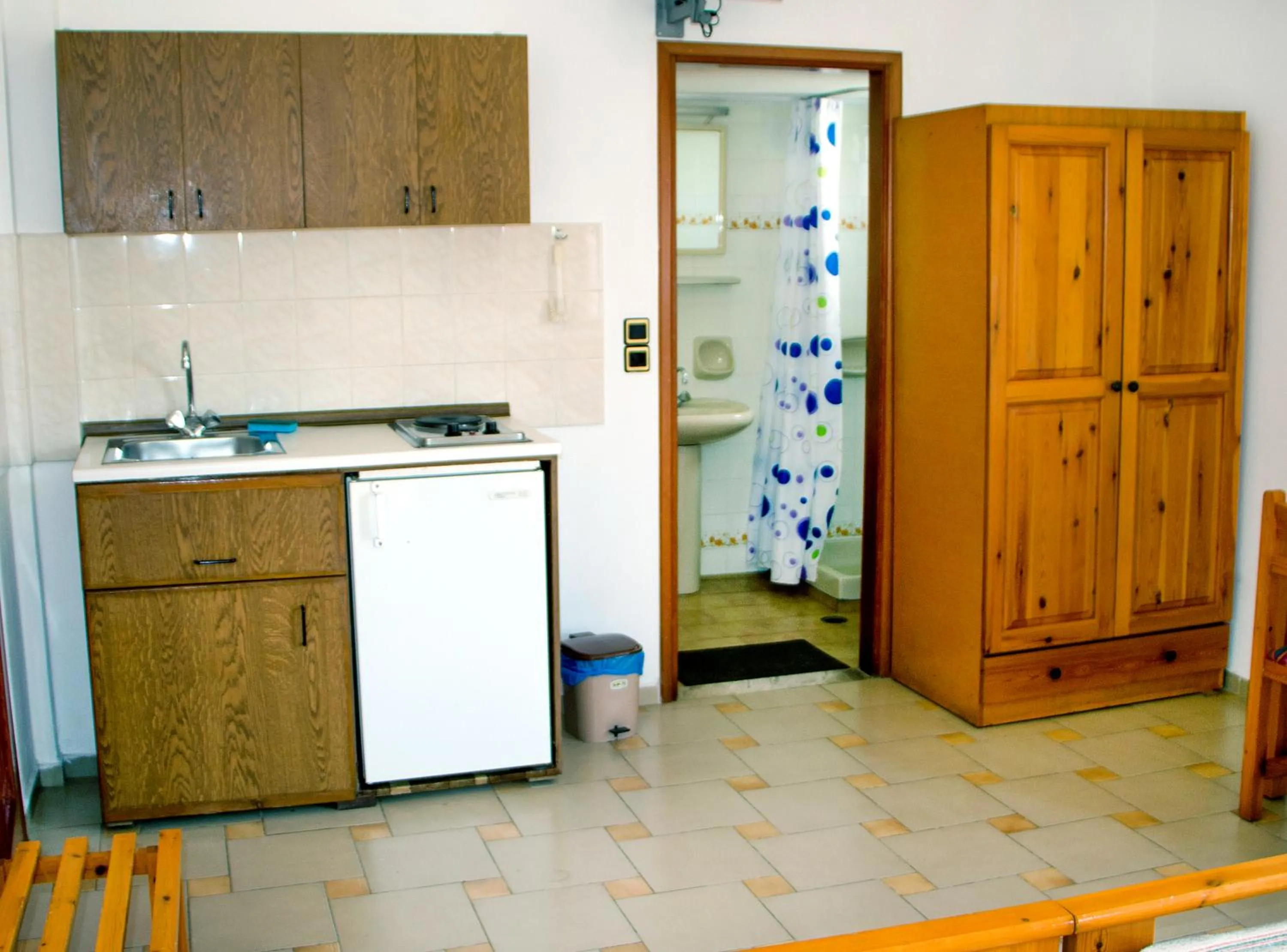 Kitchen or kitchenette in Popi Hotel Apartments
