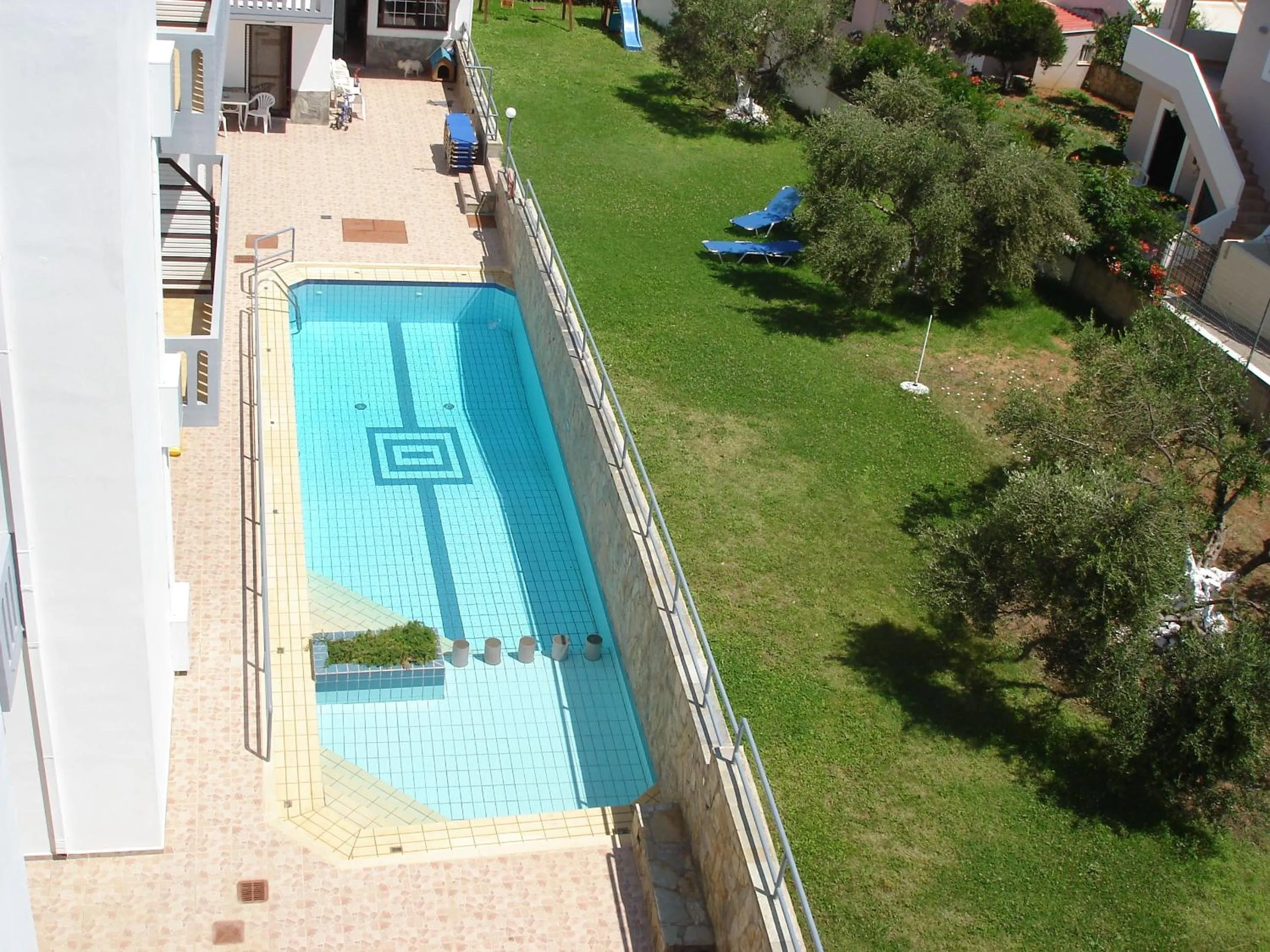 Swimming pool in Popi Hotel Apartments