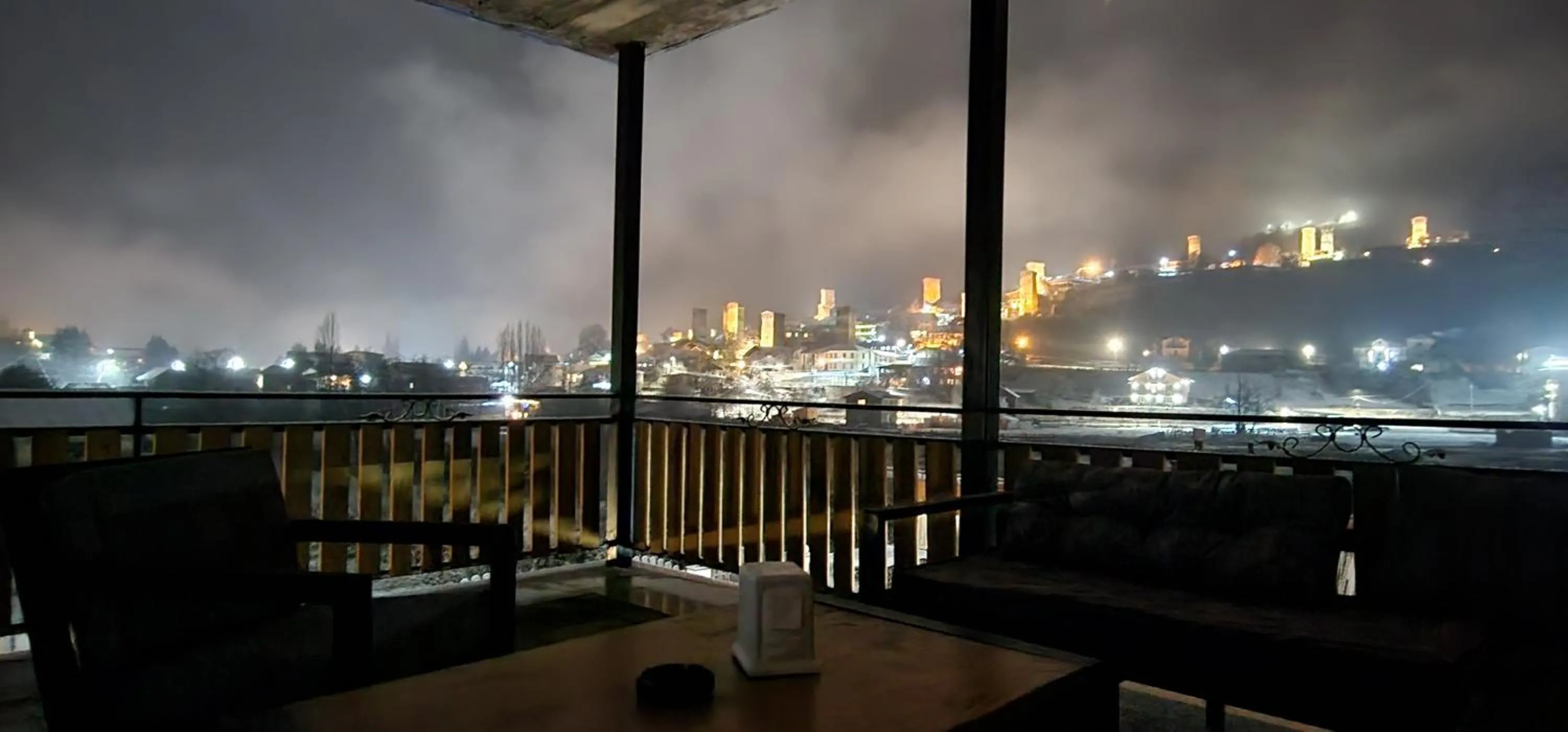 hotel "Riverside Mestia"