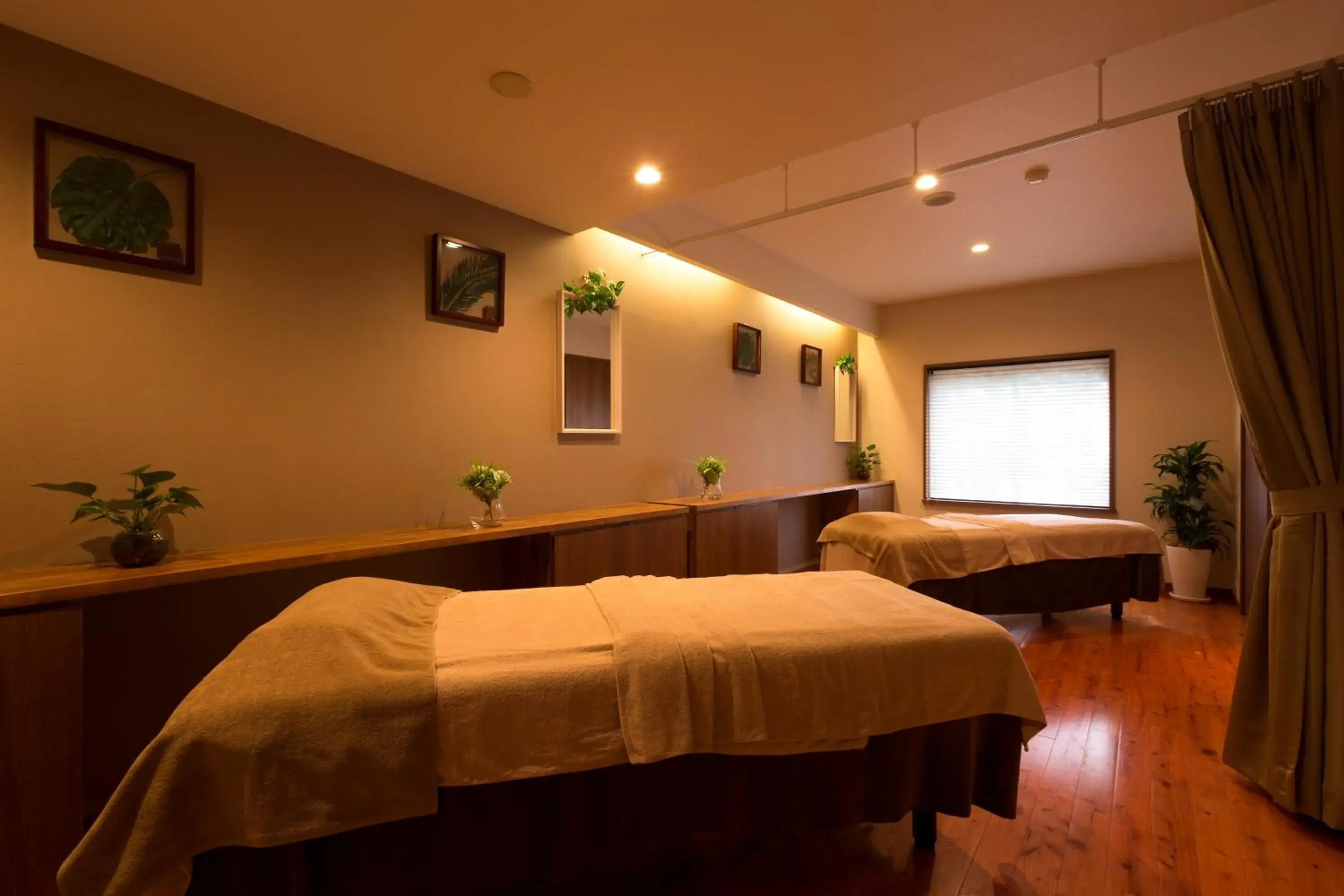 Massage, Bed in Hamilton Ureshino Massage, Bed in Hamilton Ureshino