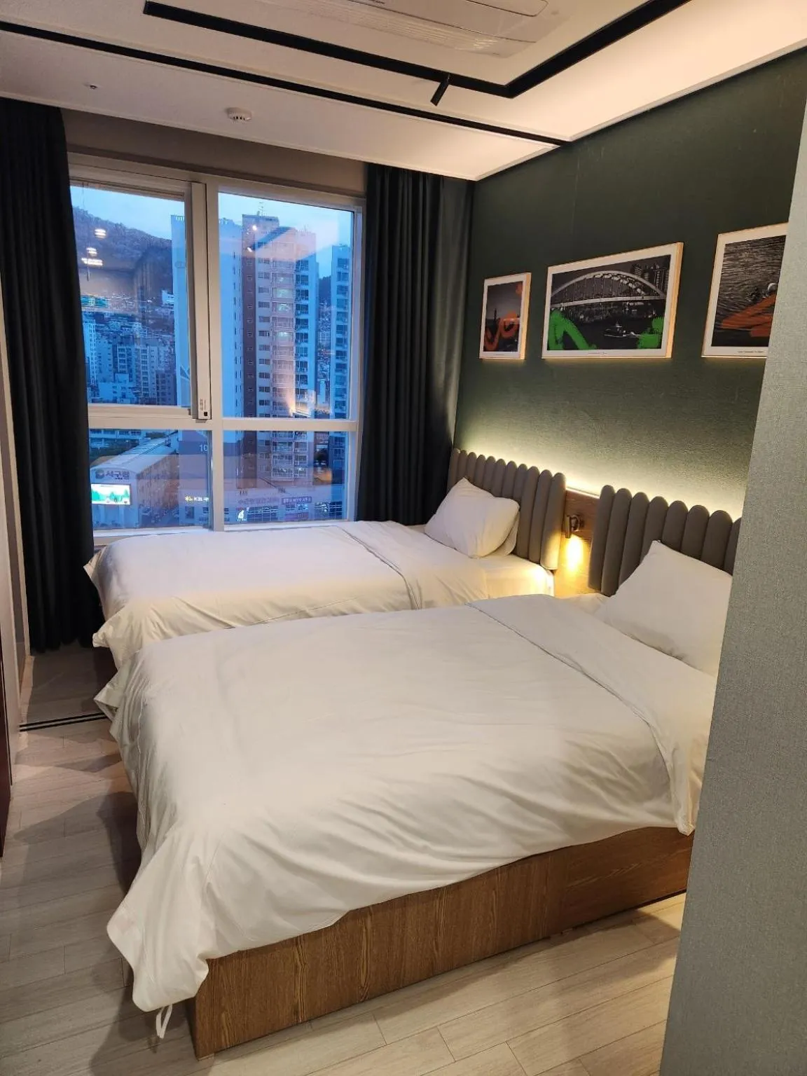 Bed in The Bayment Residence