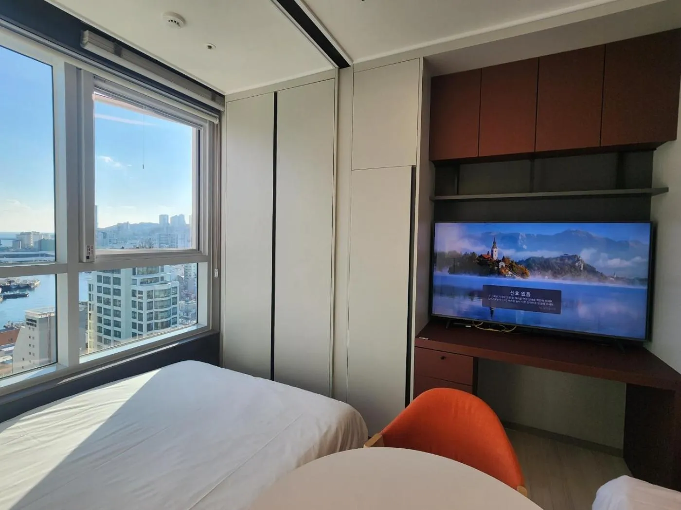 Bed in The Bayment Residence