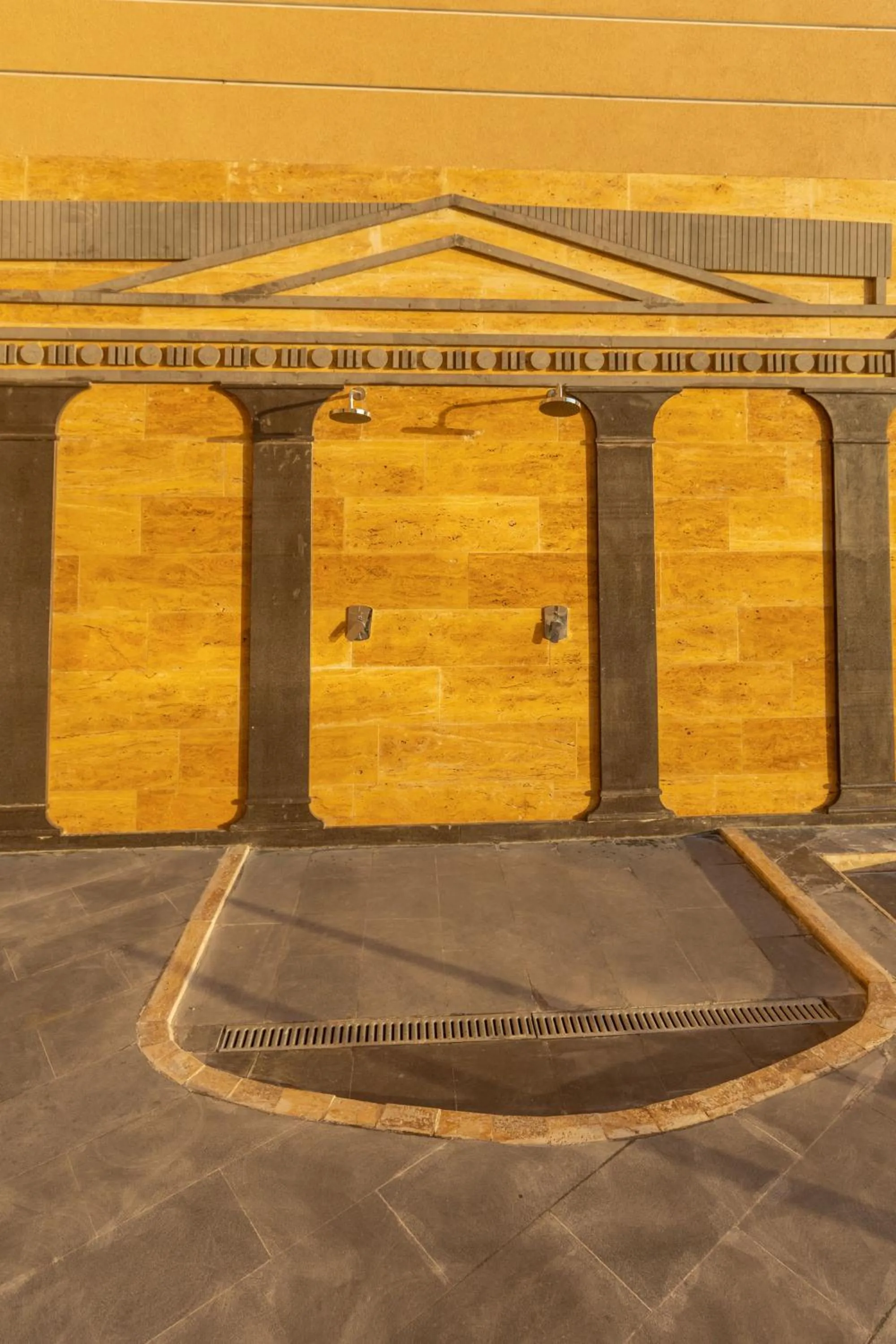 Shower in Petra Legacy Luxury