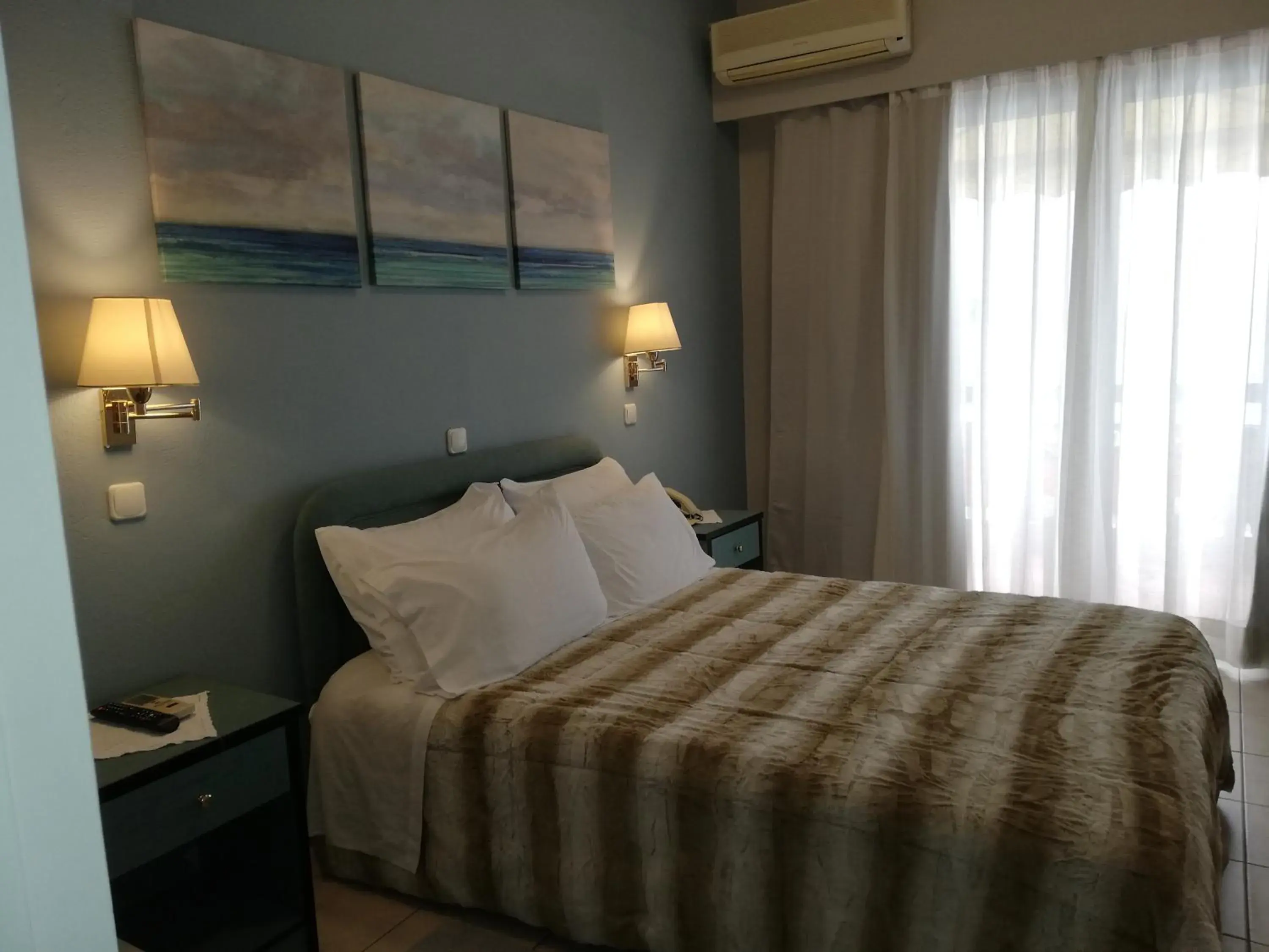Single Room with Balcony in Amvrakia Hotel Single Room with Balcony in Amvrakia Hotel