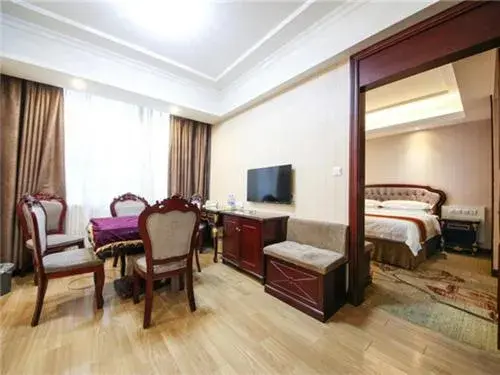 Bed in Vienna Hotel Shanghai Hongqiao Convention & Exhibition Center Bed in Vienna Hotel Shanghai Hongqiao Convention & Exhibition Center