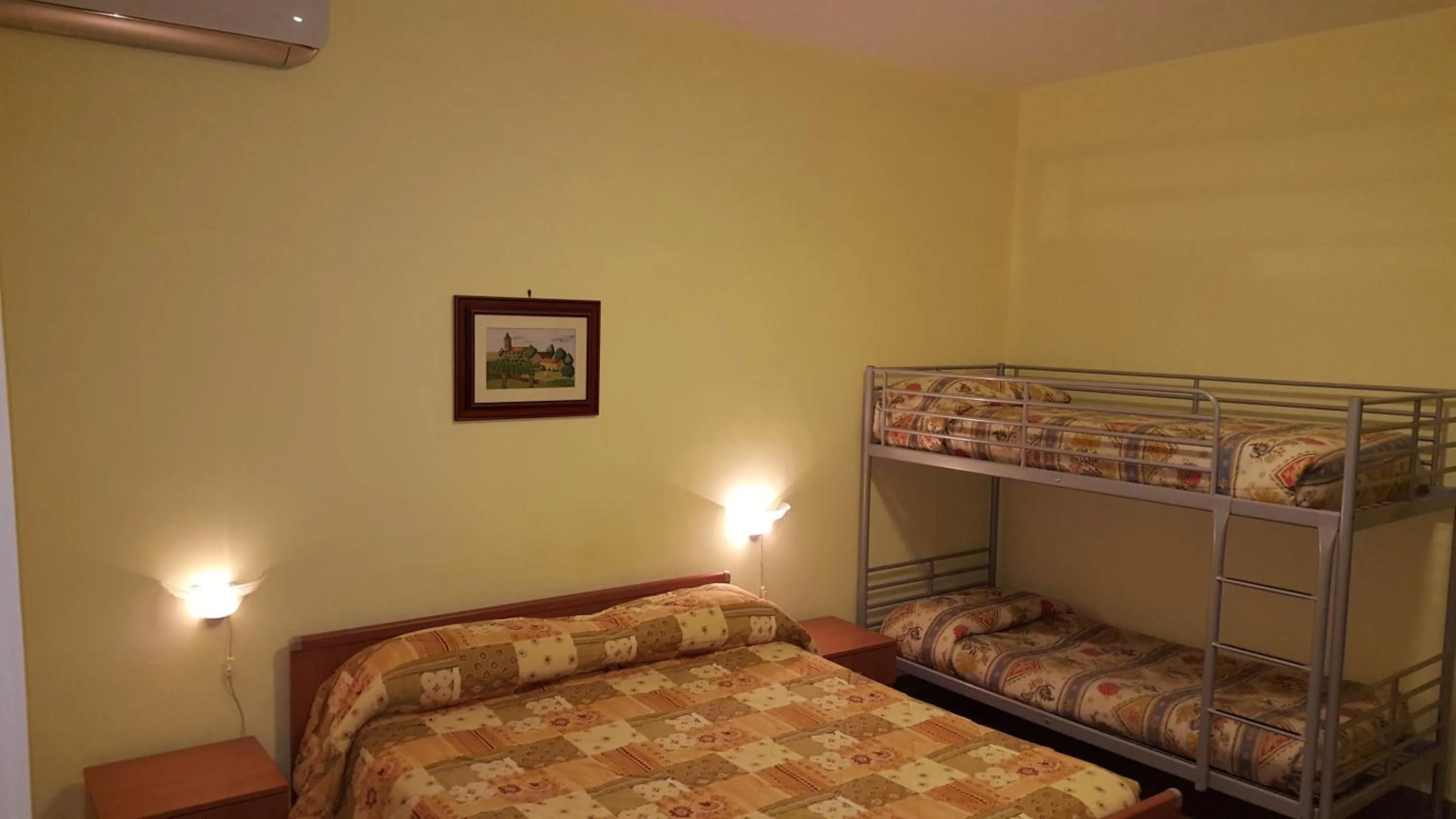 Bedroom, Bed in Villa Erry