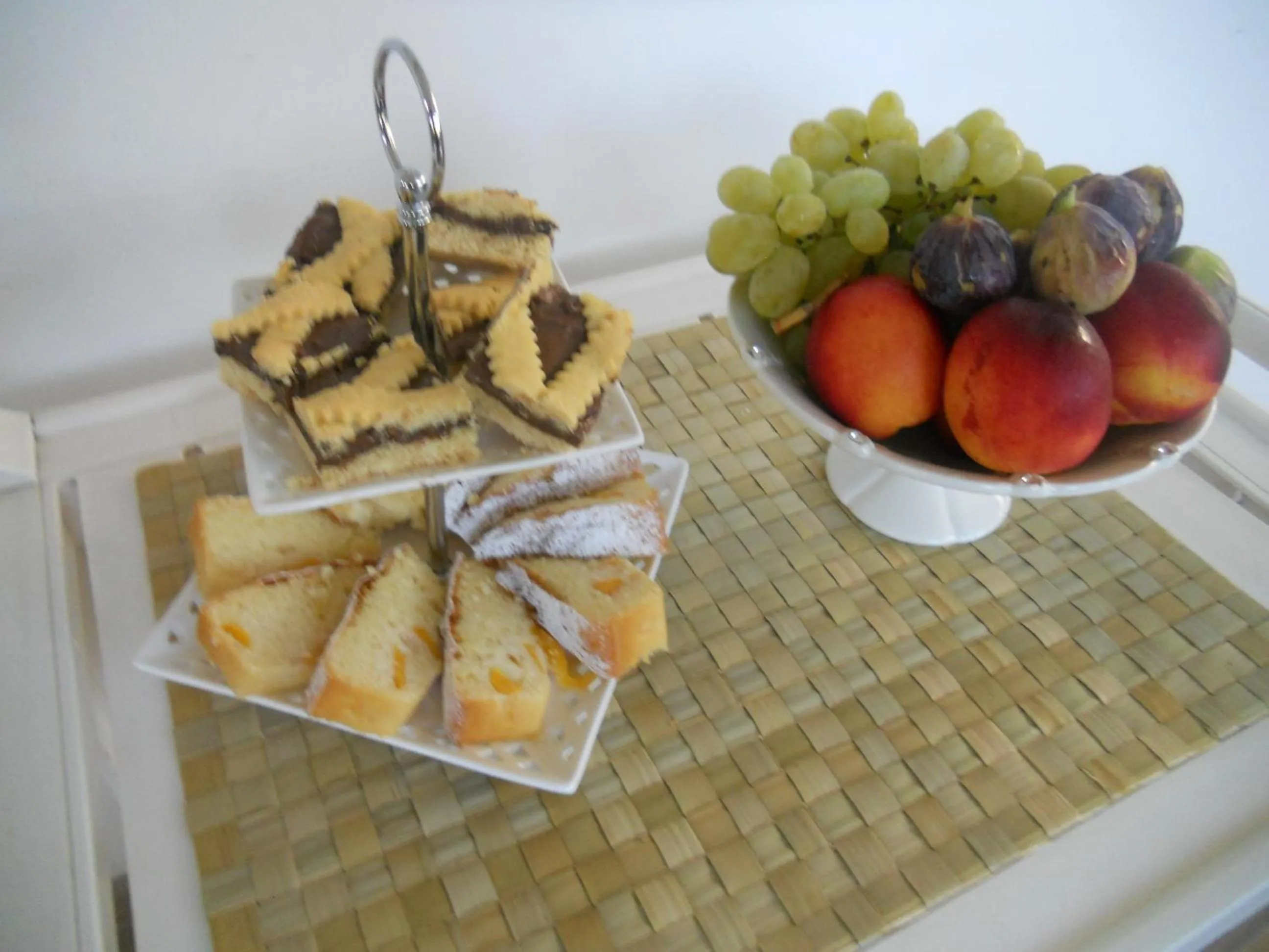 Italian breakfast in Villa Erry