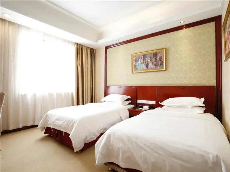 Bed in Vienna Hotel Suzhou Luokou Furniture Store Bed in Vienna Hotel Suzhou Luokou Furniture Store