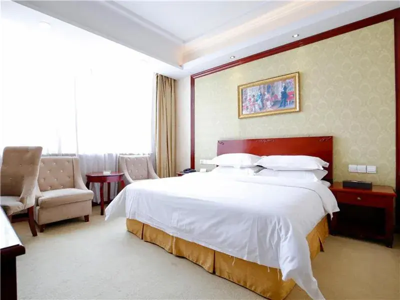 Bed in Vienna Hotel Suzhou Luokou Furniture Store Bed in Vienna Hotel Suzhou Luokou Furniture Store