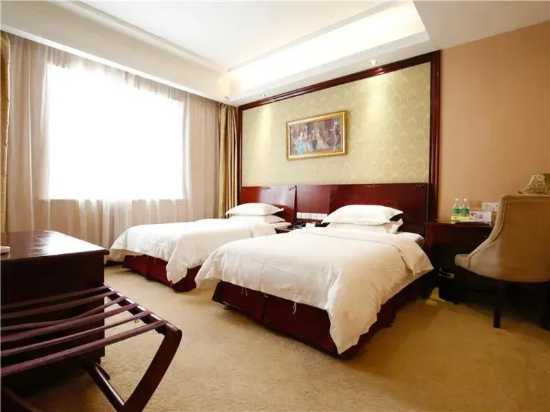Bed in Vienna Hotel Suzhou Luokou Furniture Store Bed in Vienna Hotel Suzhou Luokou Furniture Store