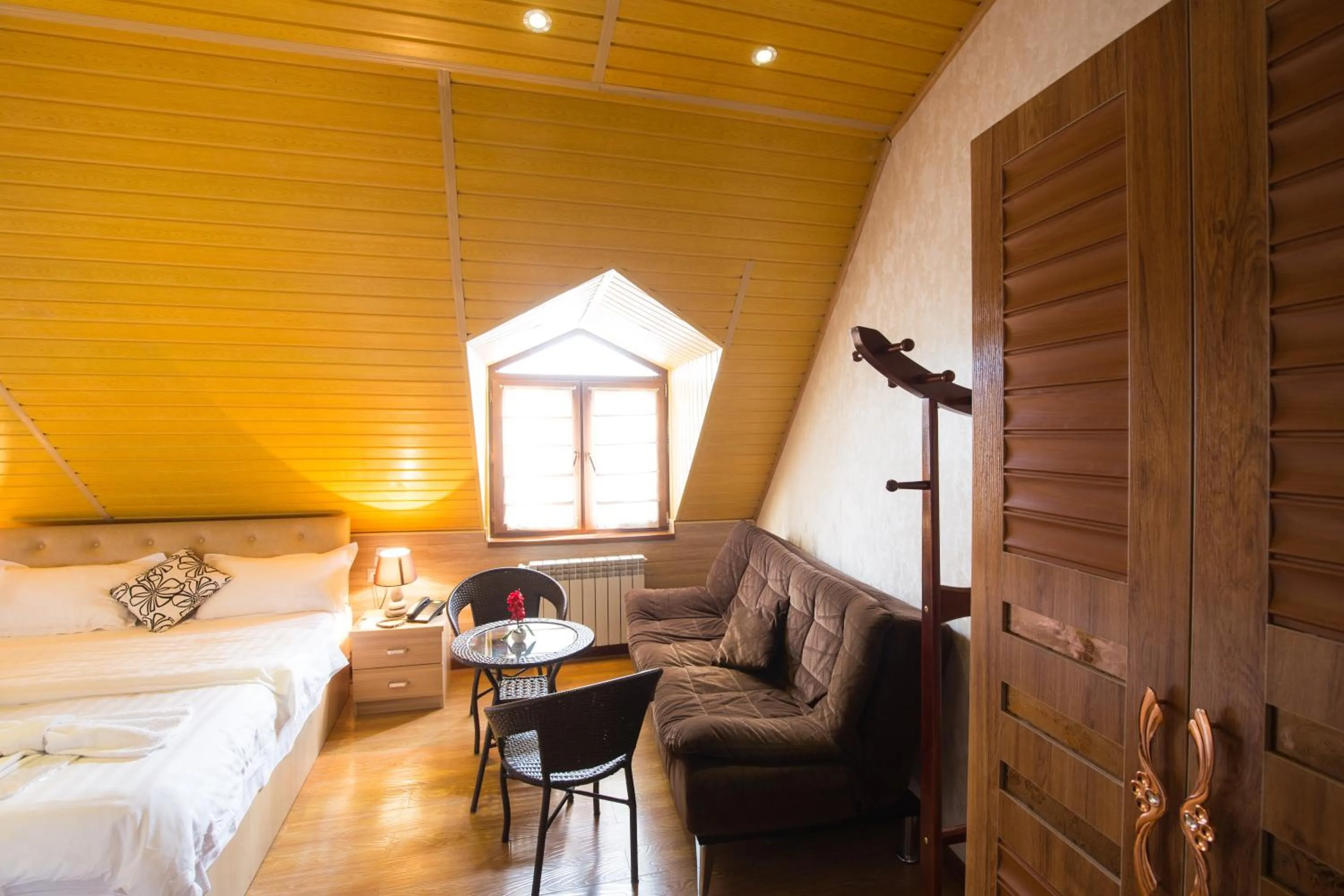 Photo of the whole room, Bed in Hotel Garden House