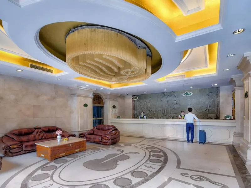 Vienna International Hotel Jingdezheng People Square