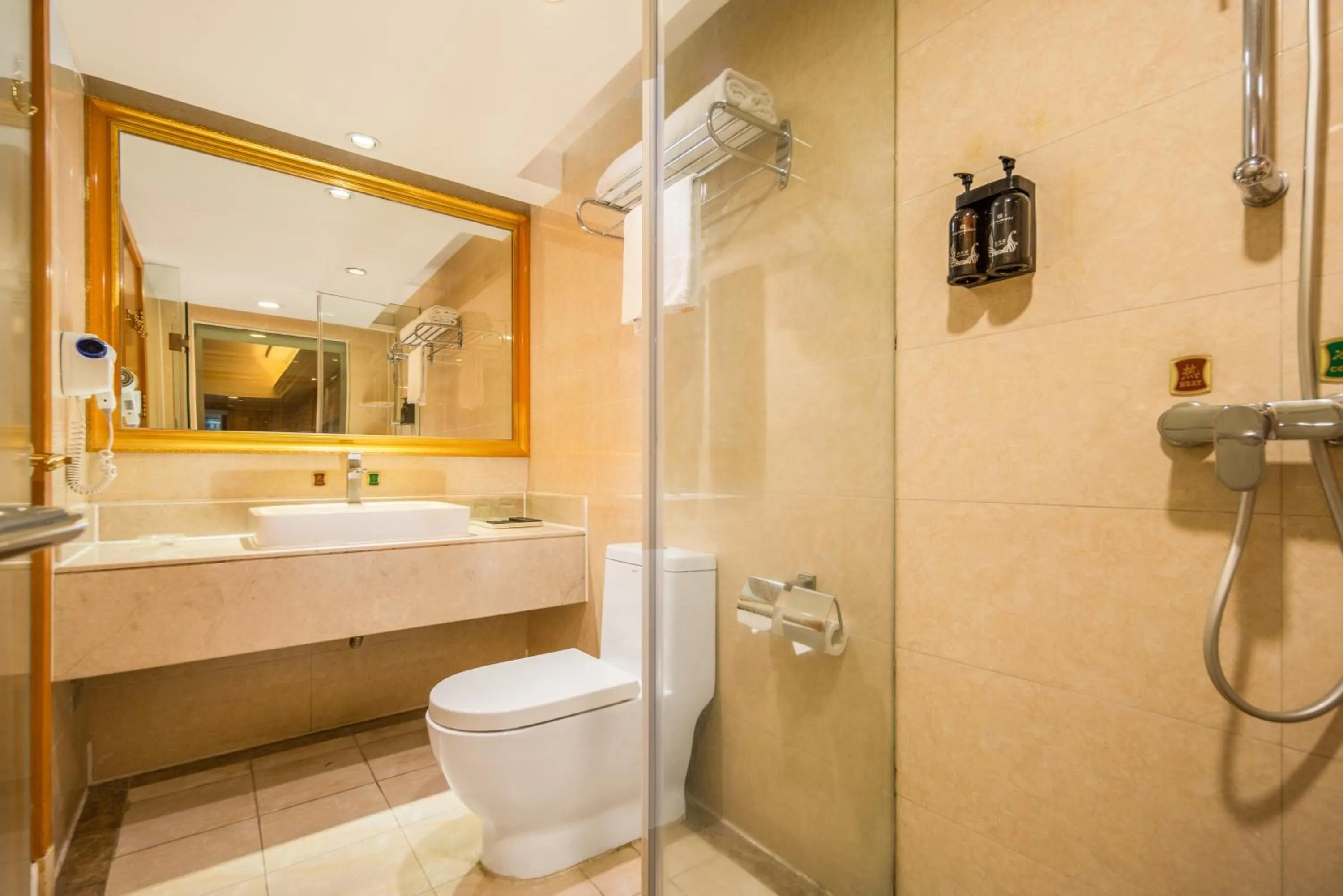 Vienna International Hotel Wuhan Jiefang Avenue