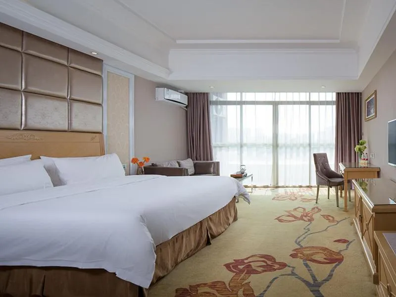 Bed in Vienna Hotel Guangzhou South Panyu Bridge