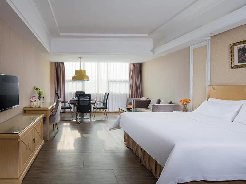 Bed in Vienna Hotel Guangzhou South Panyu Bridge