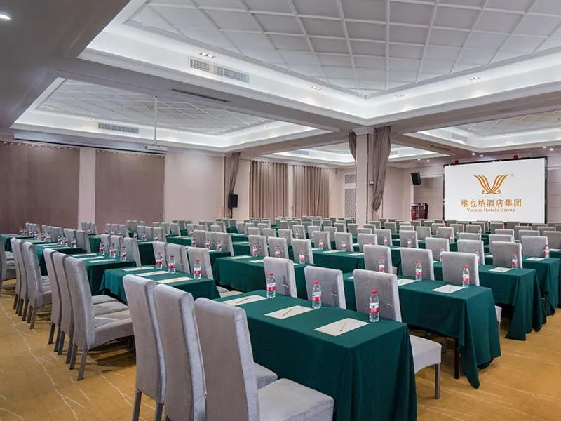 Vienna Hotel Guangzhou South Panyu Bridge