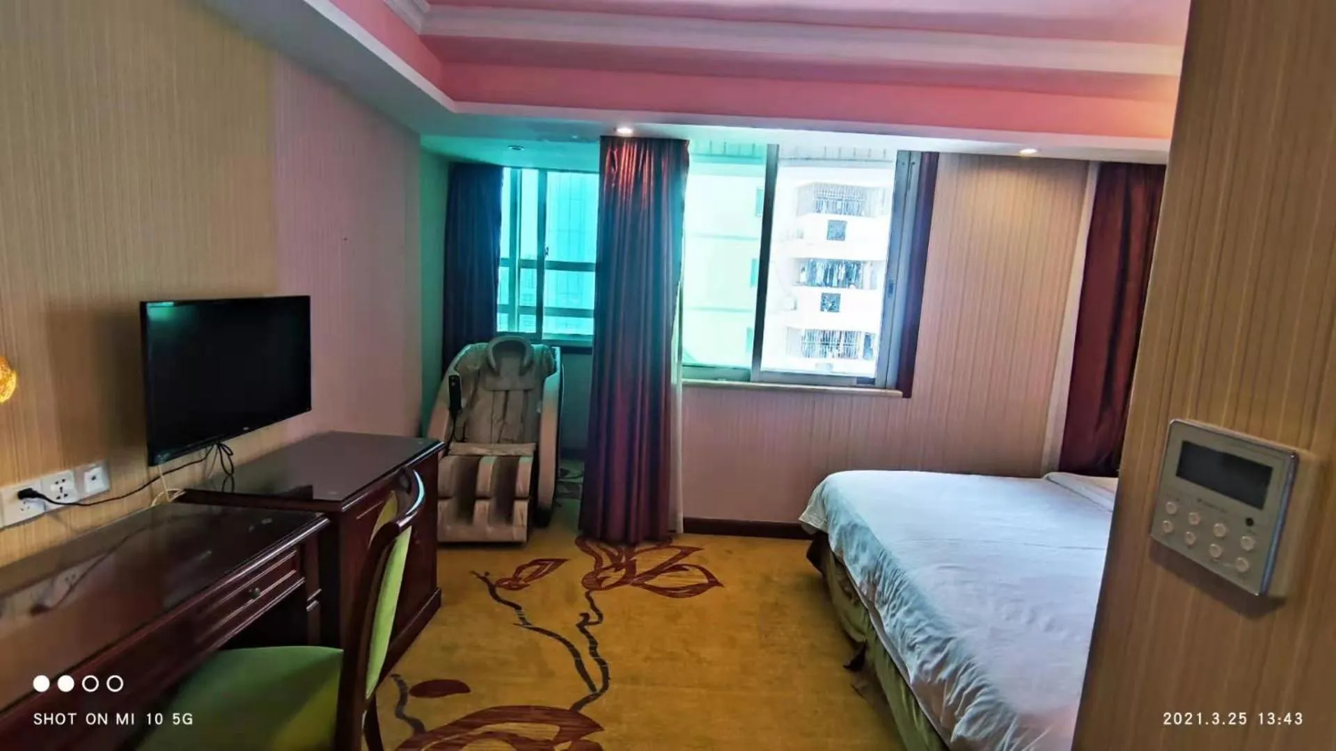 Bed in Vienna Hotel Shenzhen Railway station