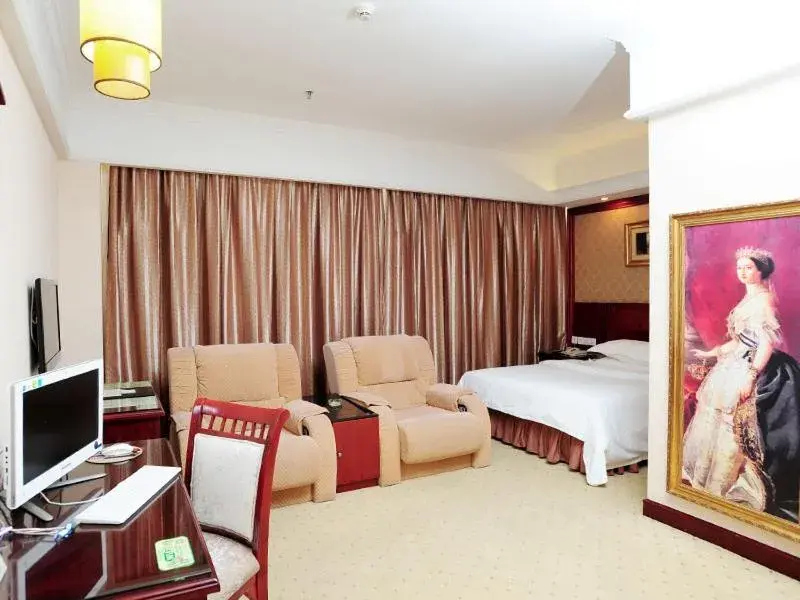 Bed in Vienna Hotel Shenzhen Longhua Qinghu Road Bed in Vienna Hotel Shenzhen Longhua Qinghu Road