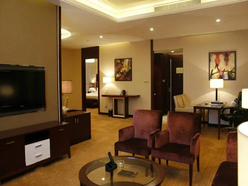 Vienna Hotel Shenzhen Exibition Center