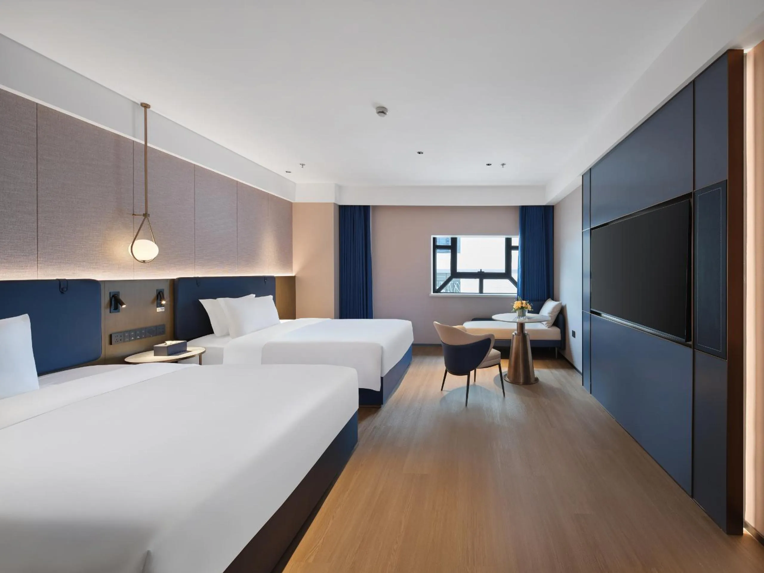 Family Room in Jinglai Hotel Bushe - Shanghai Nanjing East Road Bund Branch