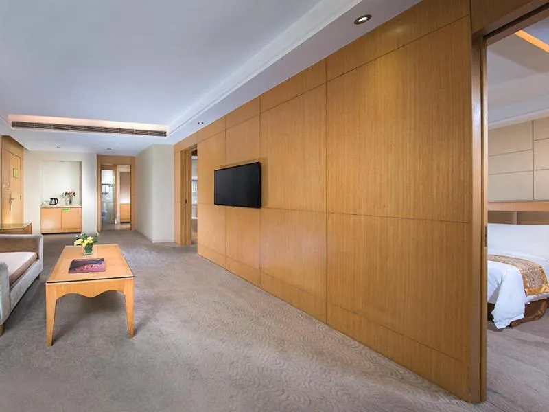 Bed in Vinenna International Hotel Shenzhen shajing