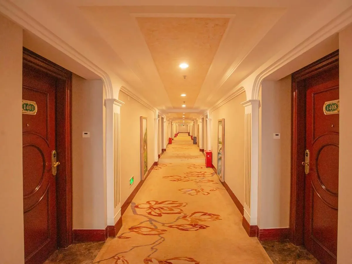Vienna Hotel Shenzhen Songgang Liye Road